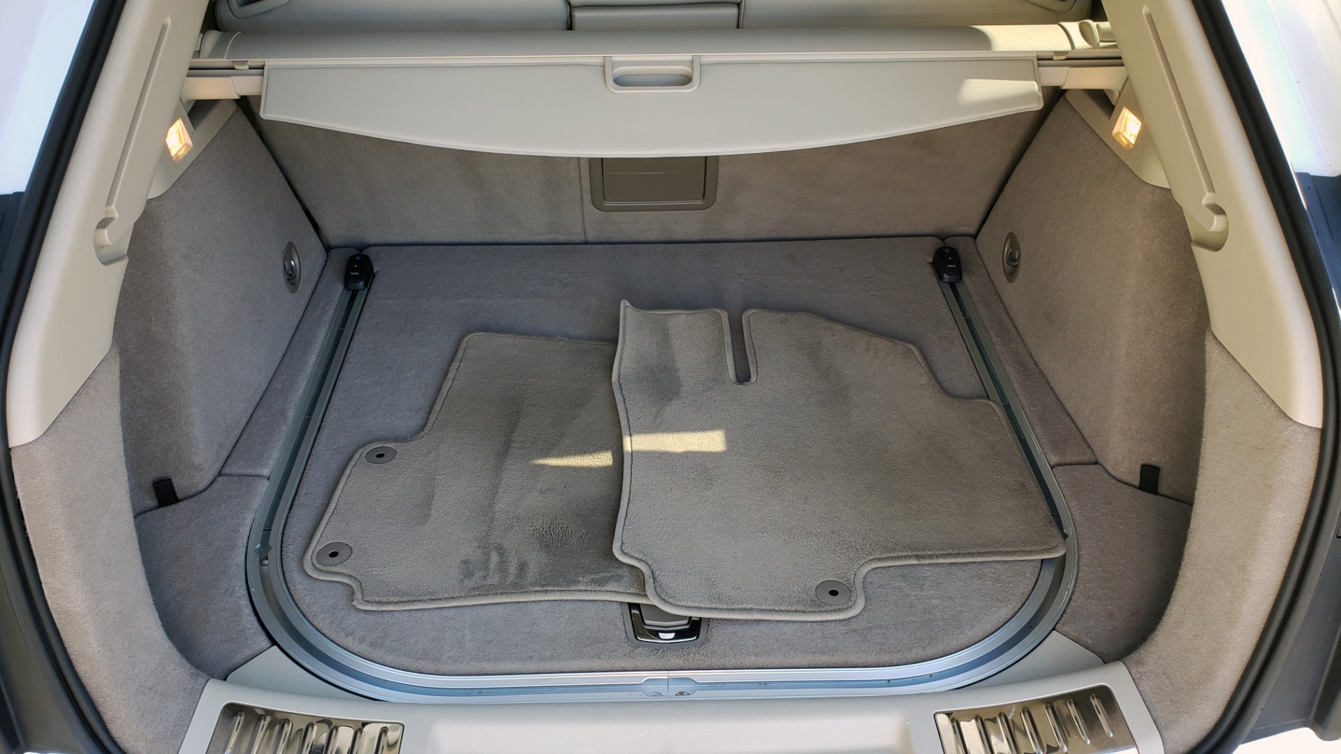Used 2011 Cadillac SRX PERFORMANCE COLLECTION / ENT SYS / BOSE / REARVIEW for sale Sold at Formula Imports in Charlotte NC 28227 12