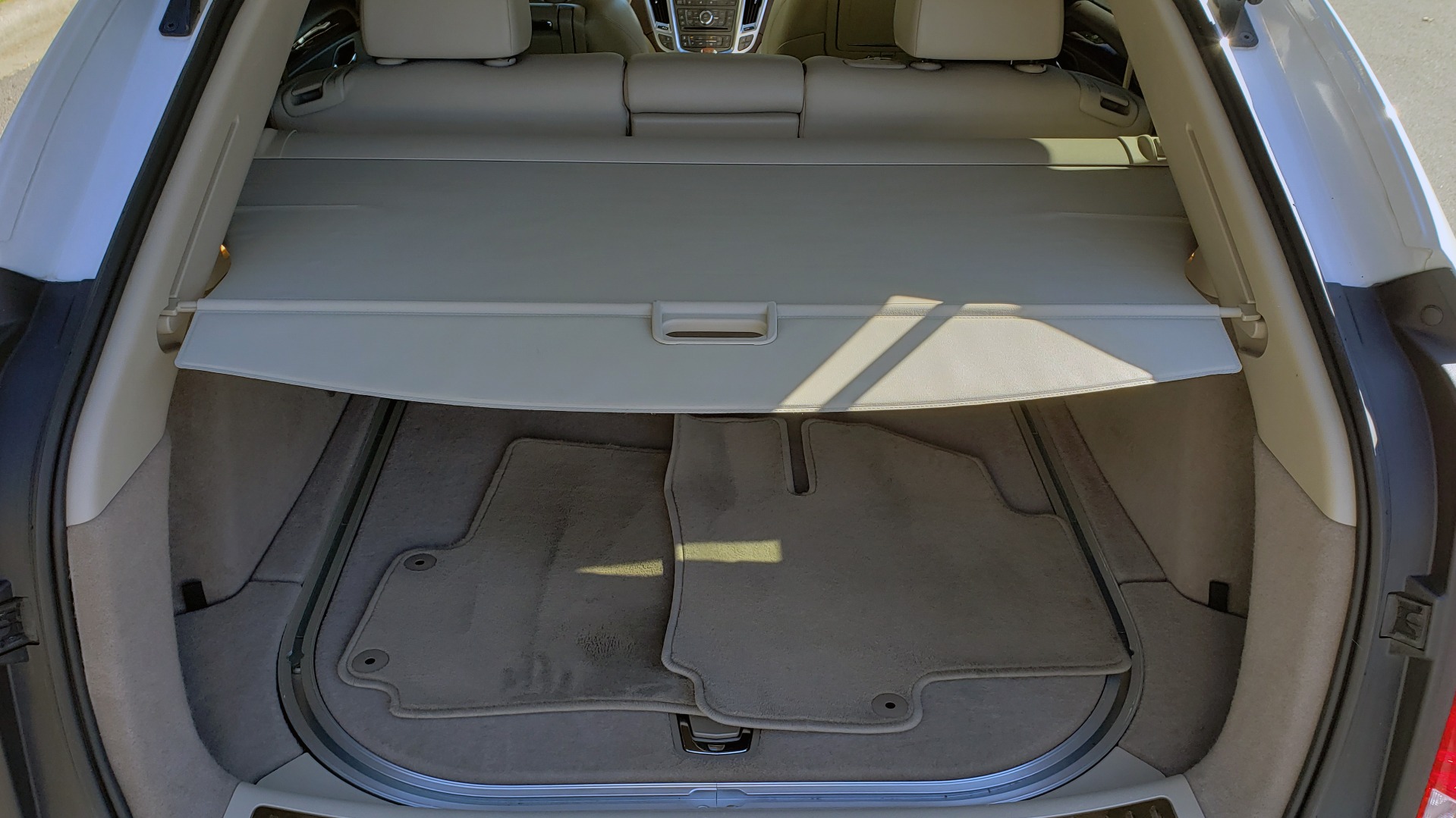Used 2011 Cadillac SRX PERFORMANCE COLLECTION / ENT SYS / BOSE / REARVIEW for sale Sold at Formula Imports in Charlotte NC 28227 13