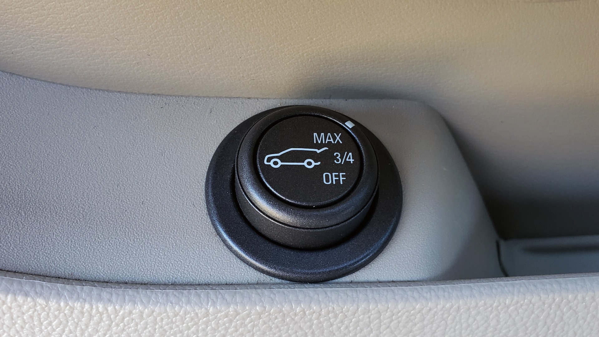 Used 2011 Cadillac SRX PERFORMANCE COLLECTION / ENT SYS / BOSE / REARVIEW for sale Sold at Formula Imports in Charlotte NC 28227 32