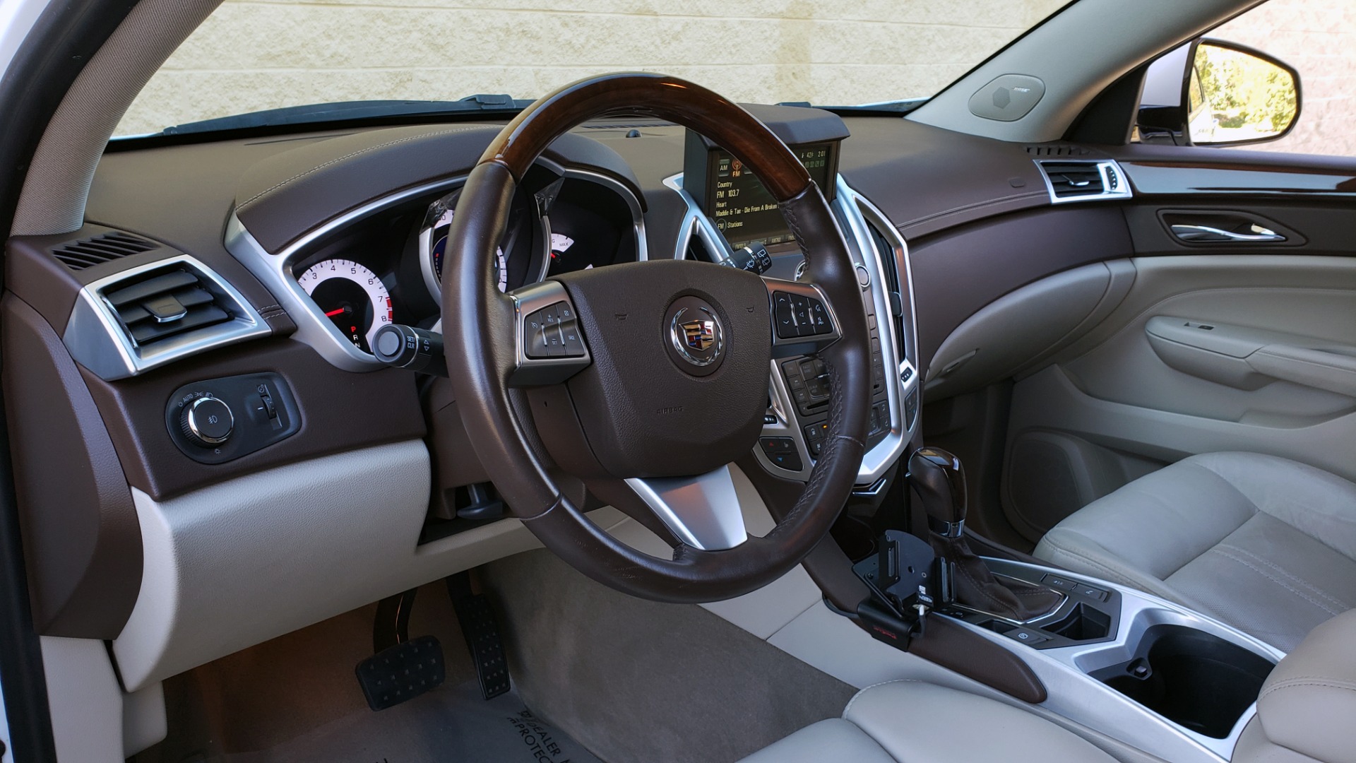 Used 2011 Cadillac SRX PERFORMANCE COLLECTION / ENT SYS / BOSE / REARVIEW for sale Sold at Formula Imports in Charlotte NC 28227 36