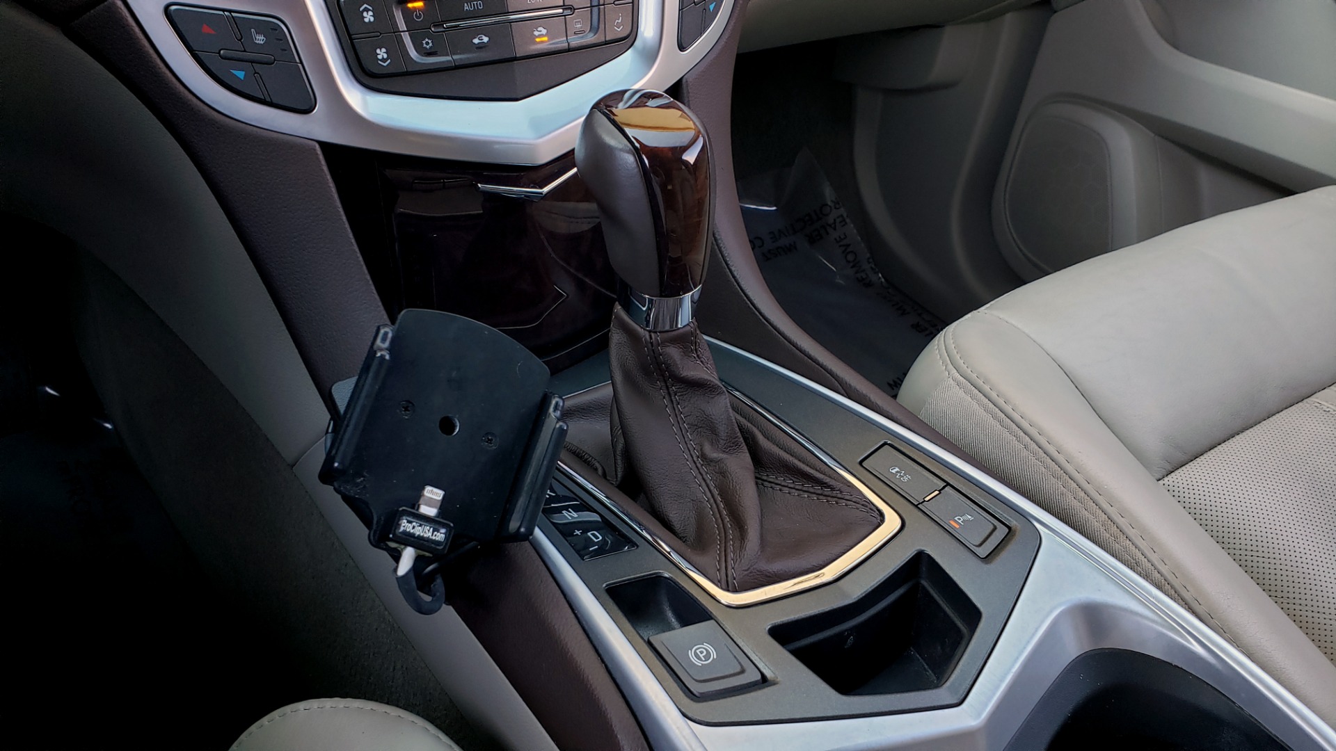 Used 2011 Cadillac SRX PERFORMANCE COLLECTION / ENT SYS / BOSE / REARVIEW for sale Sold at Formula Imports in Charlotte NC 28227 49
