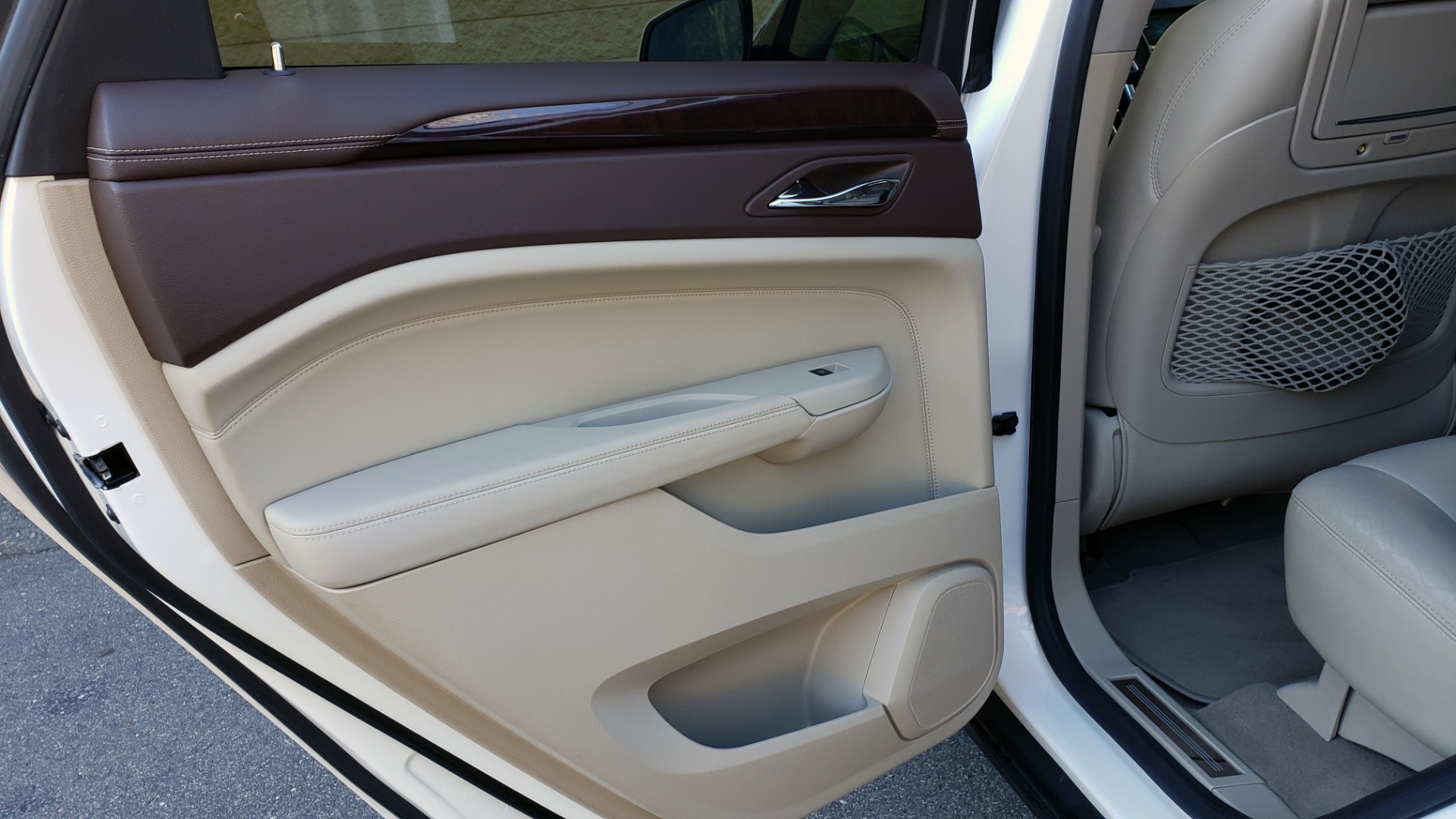 Used 2011 Cadillac SRX PERFORMANCE COLLECTION / ENT SYS / BOSE / REARVIEW for sale Sold at Formula Imports in Charlotte NC 28227 58