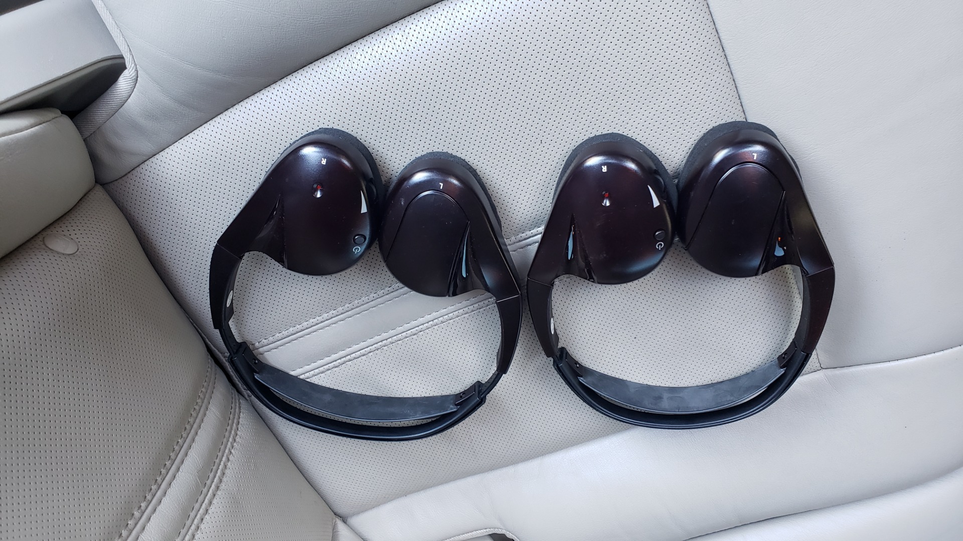 Used 2011 Cadillac SRX PERFORMANCE COLLECTION / ENT SYS / BOSE / REARVIEW for sale Sold at Formula Imports in Charlotte NC 28227 62