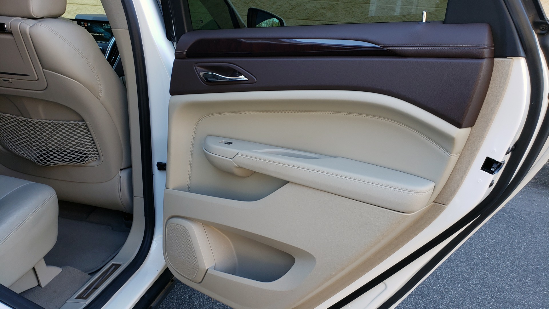 Used 2011 Cadillac SRX PERFORMANCE COLLECTION / ENT SYS / BOSE / REARVIEW for sale Sold at Formula Imports in Charlotte NC 28227 72
