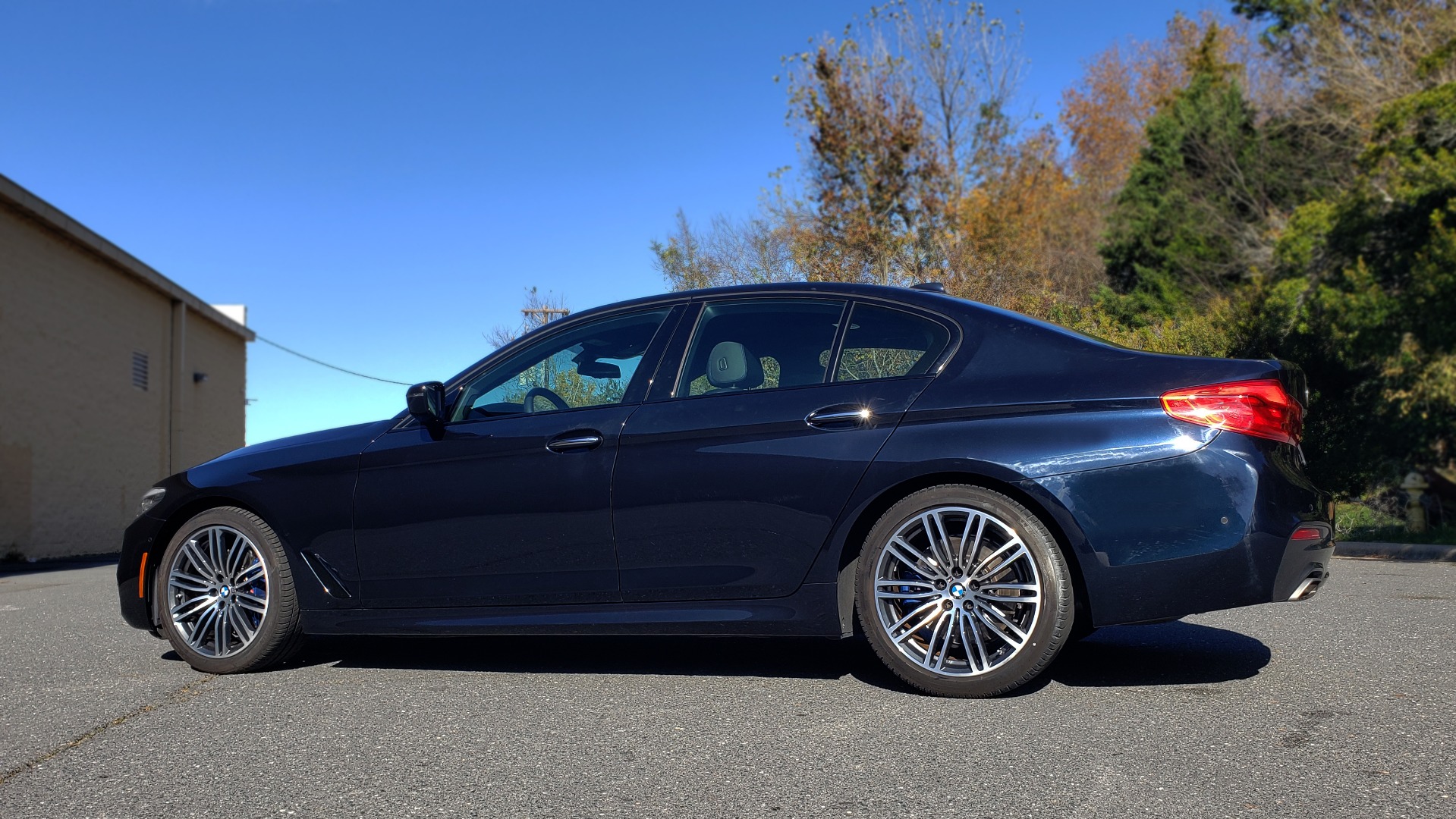 Used 2017 BMW 5 SERIES 530I M-SPORT / PREM PKG / DRVR ASST / HUD / NAV / REARVIEW for sale Sold at Formula Imports in Charlotte NC 28227 3