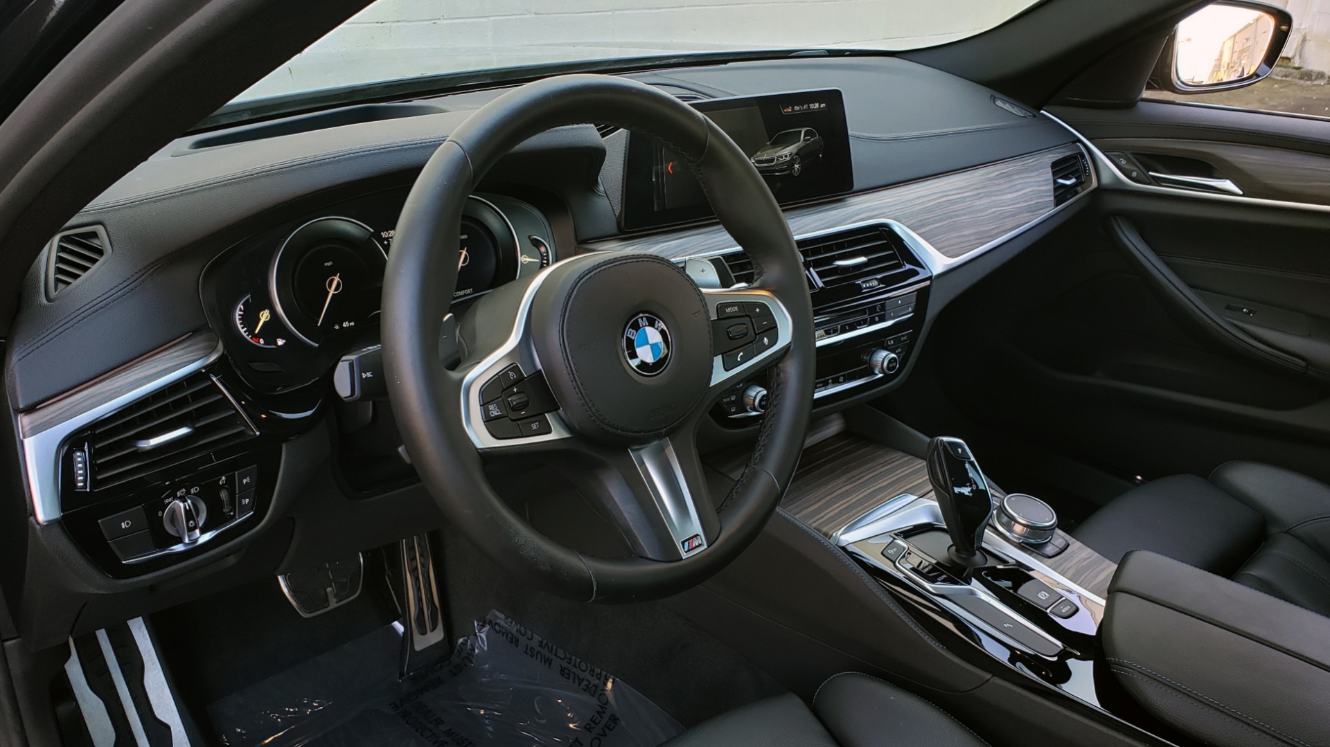 Used 2017 BMW 5 SERIES 530I M-SPORT / PREM PKG / DRVR ASST / HUD / NAV / REARVIEW for sale Sold at Formula Imports in Charlotte NC 28227 39