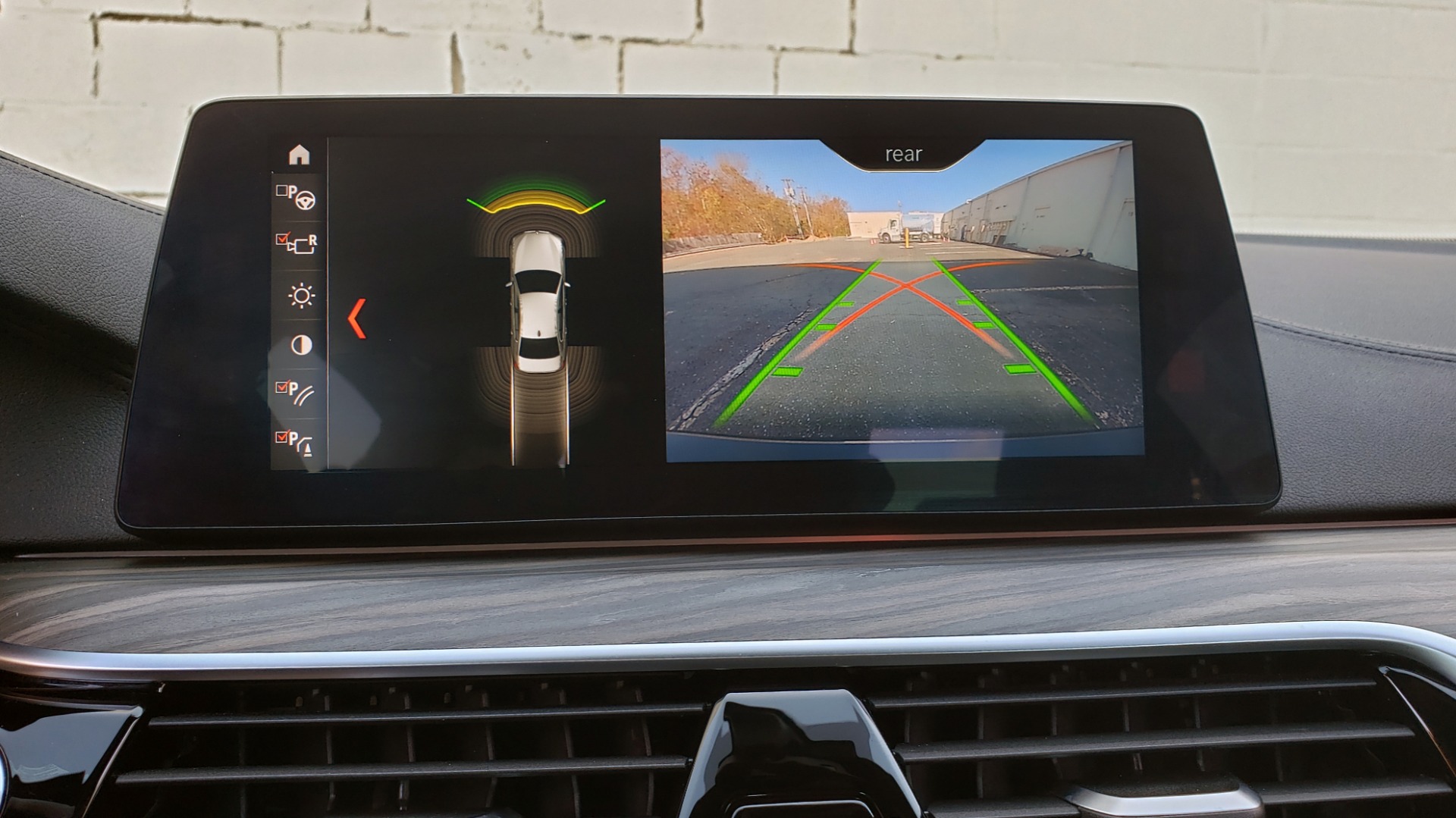 Used 2017 BMW 5 SERIES 530I M-SPORT / PREM PKG / DRVR ASST / HUD / NAV / REARVIEW for sale Sold at Formula Imports in Charlotte NC 28227 50