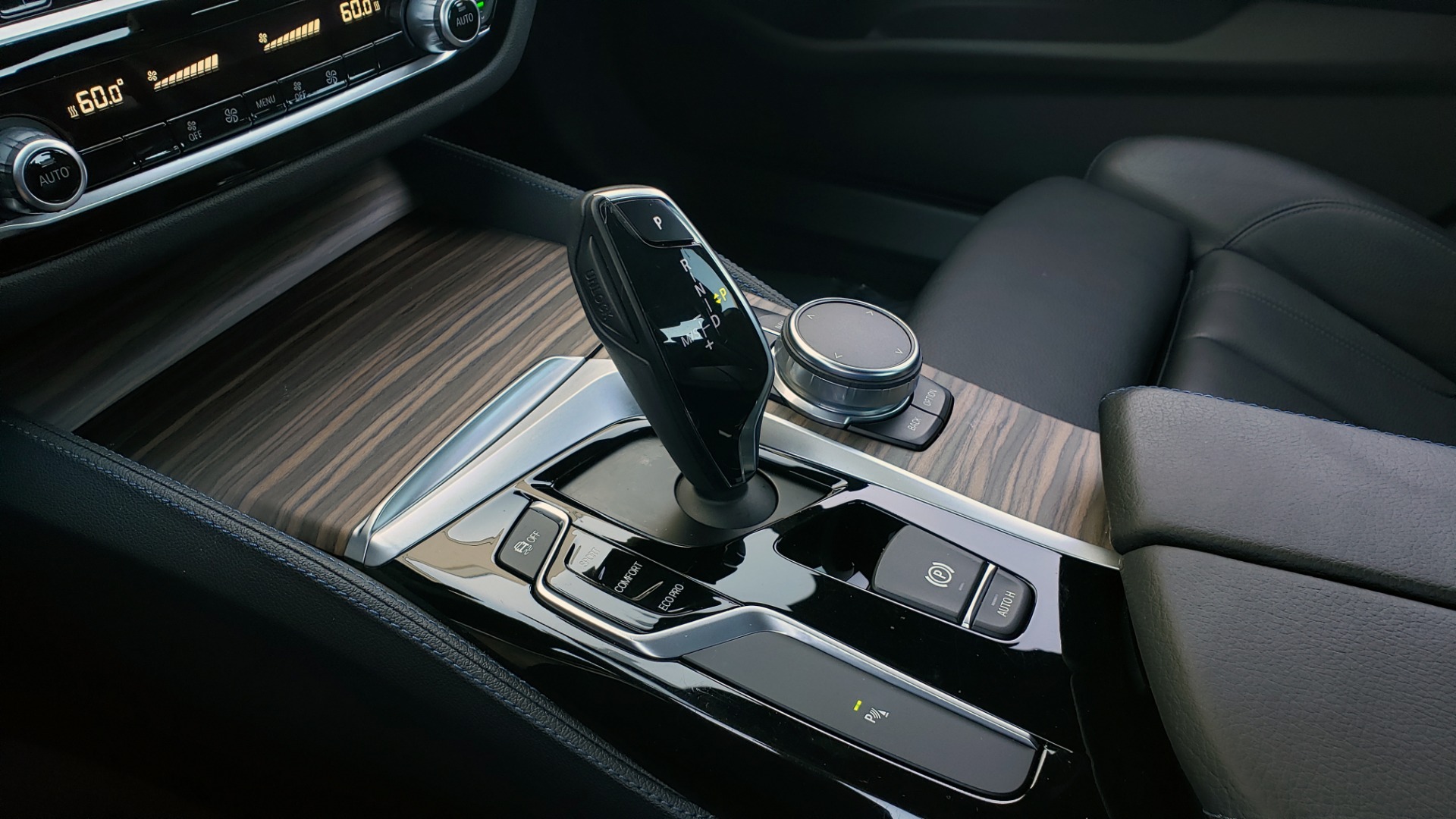 Used 2017 BMW 5 SERIES 530I M-SPORT / PREM PKG / DRVR ASST / HUD / NAV / REARVIEW for sale Sold at Formula Imports in Charlotte NC 28227 53