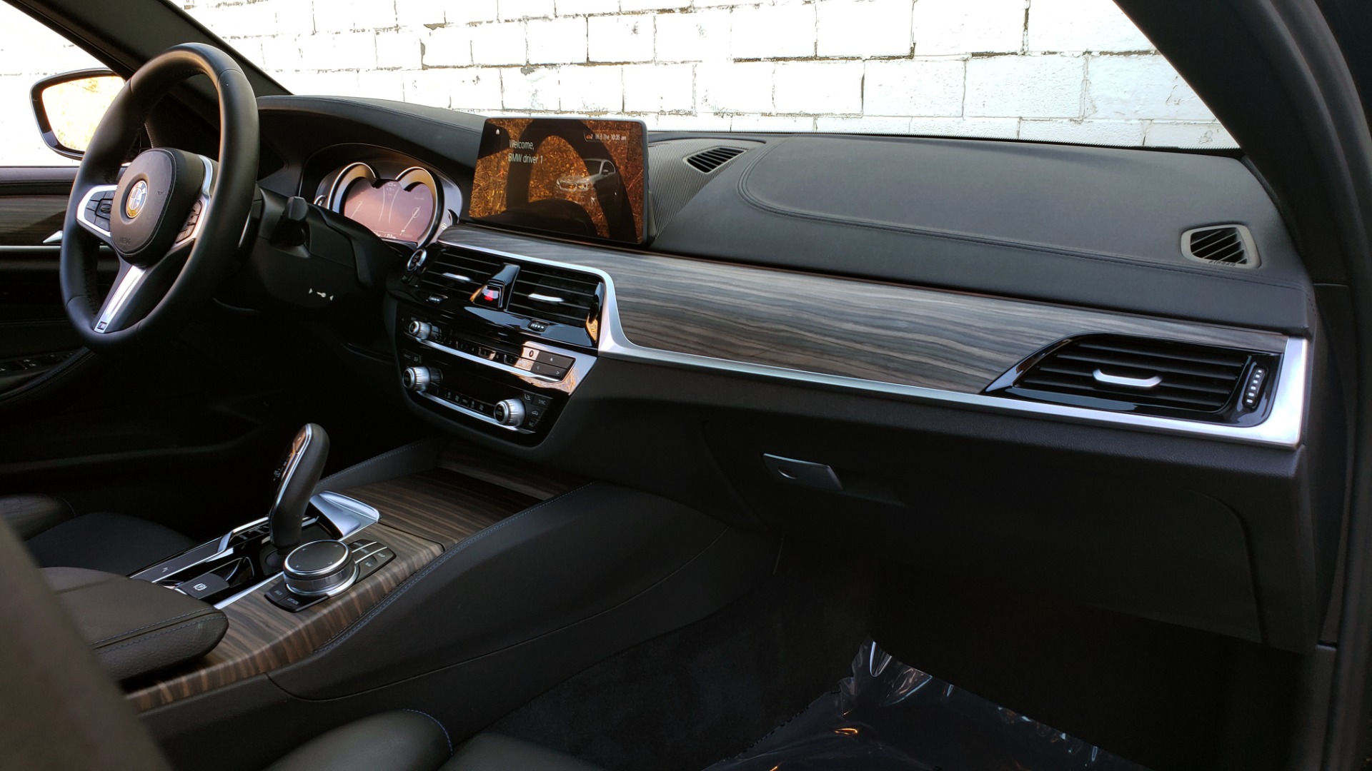 Used 2017 BMW 5 SERIES 530I M-SPORT / PREM PKG / DRVR ASST / HUD / NAV / REARVIEW for sale Sold at Formula Imports in Charlotte NC 28227 71