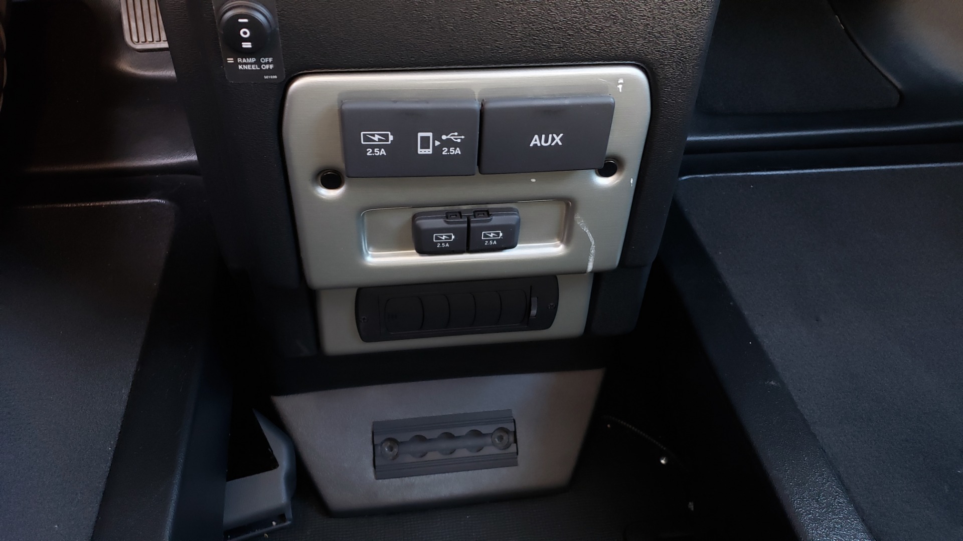 Used 2019 Honda ODYSSEY EX-L BRAUNABILITY / NAV / RES / LKA / BLUE-RAY / SUNROOF / REARVIEW for sale Sold at Formula Imports in Charlotte NC 28227 26