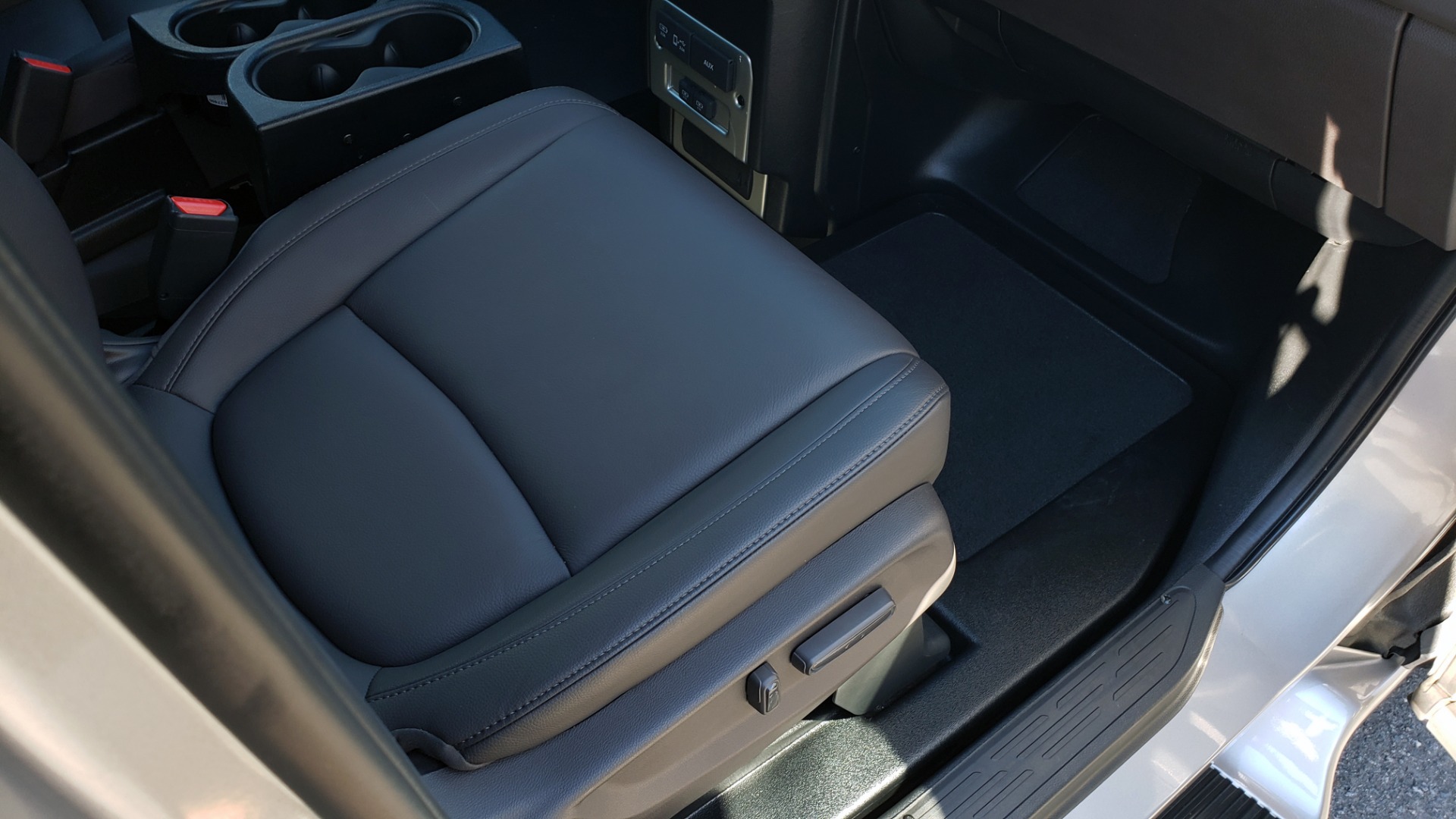 Used 2019 Honda ODYSSEY EX-L BRAUNABILITY / NAV / RES / LKA / BLUE-RAY / SUNROOF / REARVIEW for sale Sold at Formula Imports in Charlotte NC 28227 38