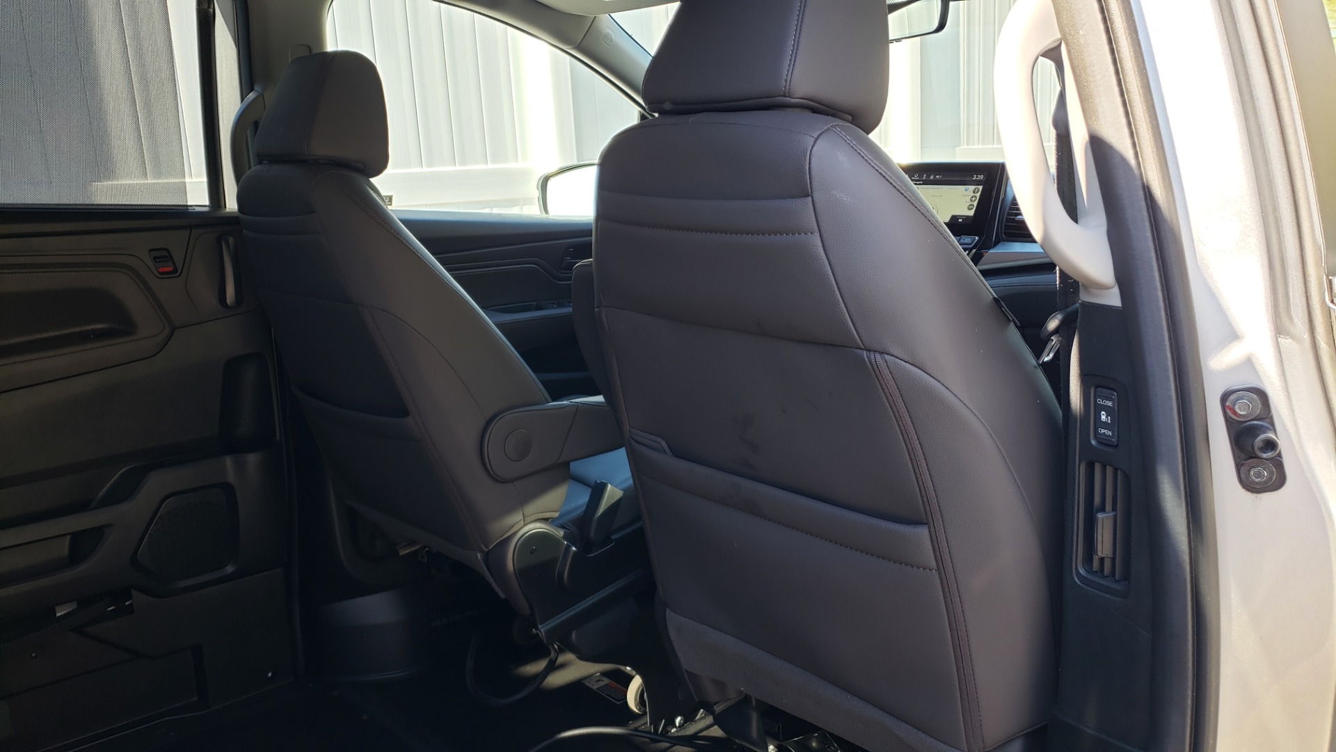 Used 2019 Honda ODYSSEY EX-L BRAUNABILITY / NAV / RES / LKA / BLUE-RAY / SUNROOF / REARVIEW for sale Sold at Formula Imports in Charlotte NC 28227 45