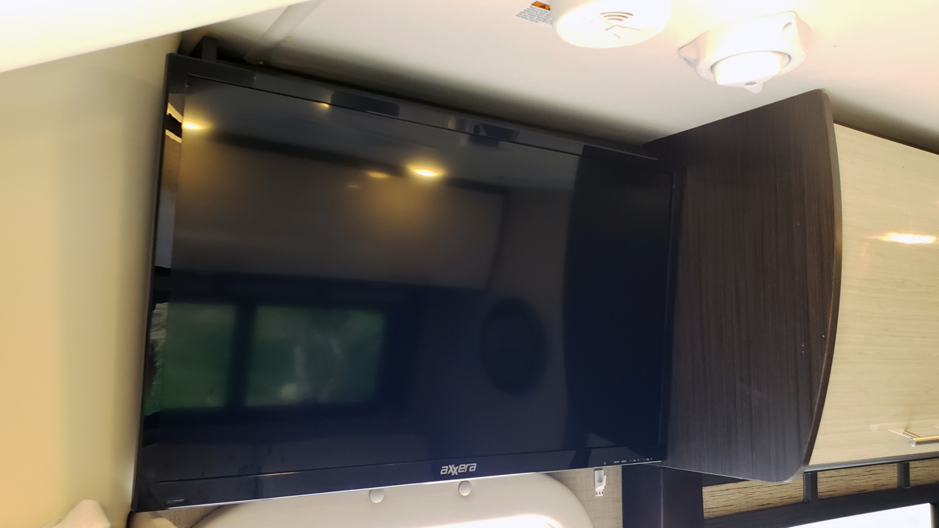Used 2017 Ford Transit Cutaway 350 HD for sale Sold at Formula Imports in Charlotte NC 28227 31