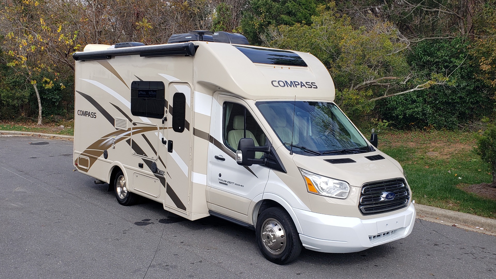 Used 2017 Ford Transit Cutaway 350 HD for sale Sold at Formula Imports in Charlotte NC 28227 7