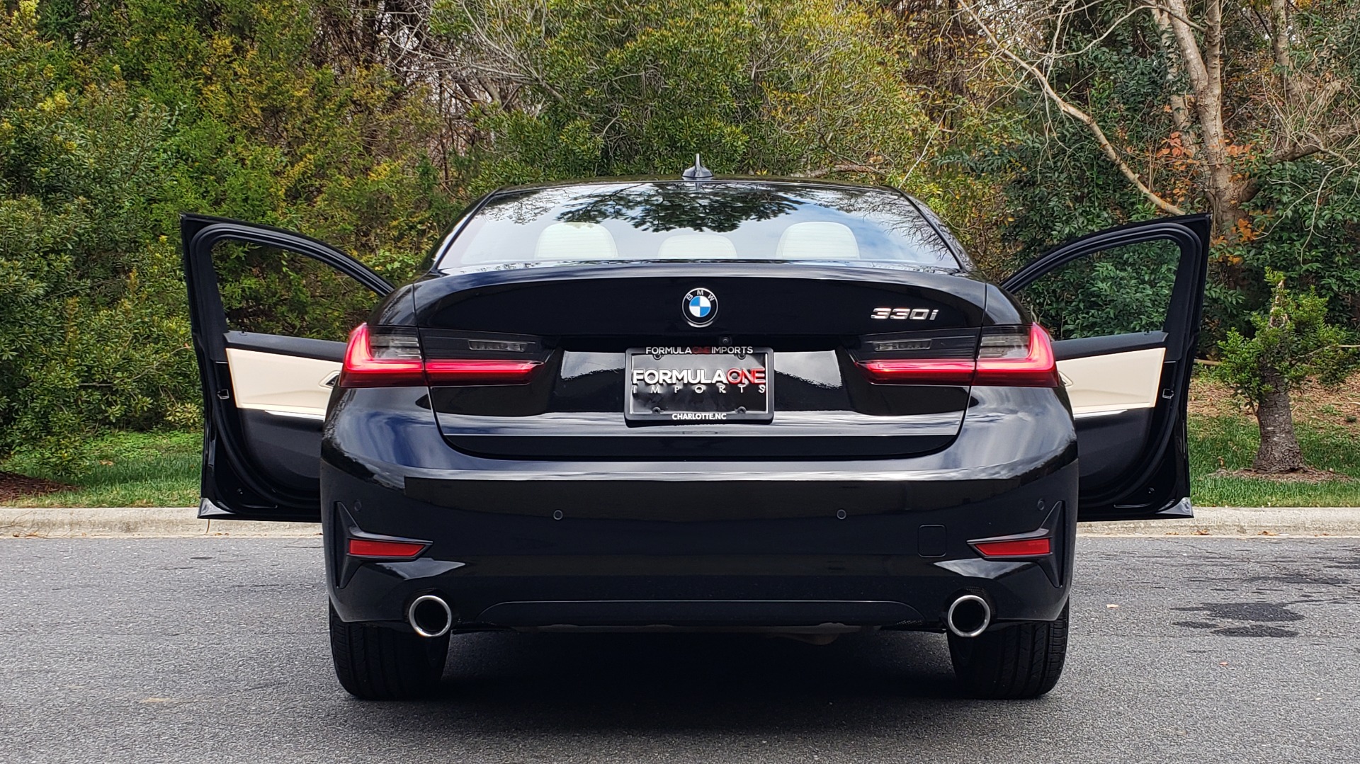 Used 2019 BMW 3 SERIES 330I PREM PKG / NAV / CONV PKG / H&K SND / LIVE COCKPIT PRO for sale Sold at Formula Imports in Charlotte NC 28227 26