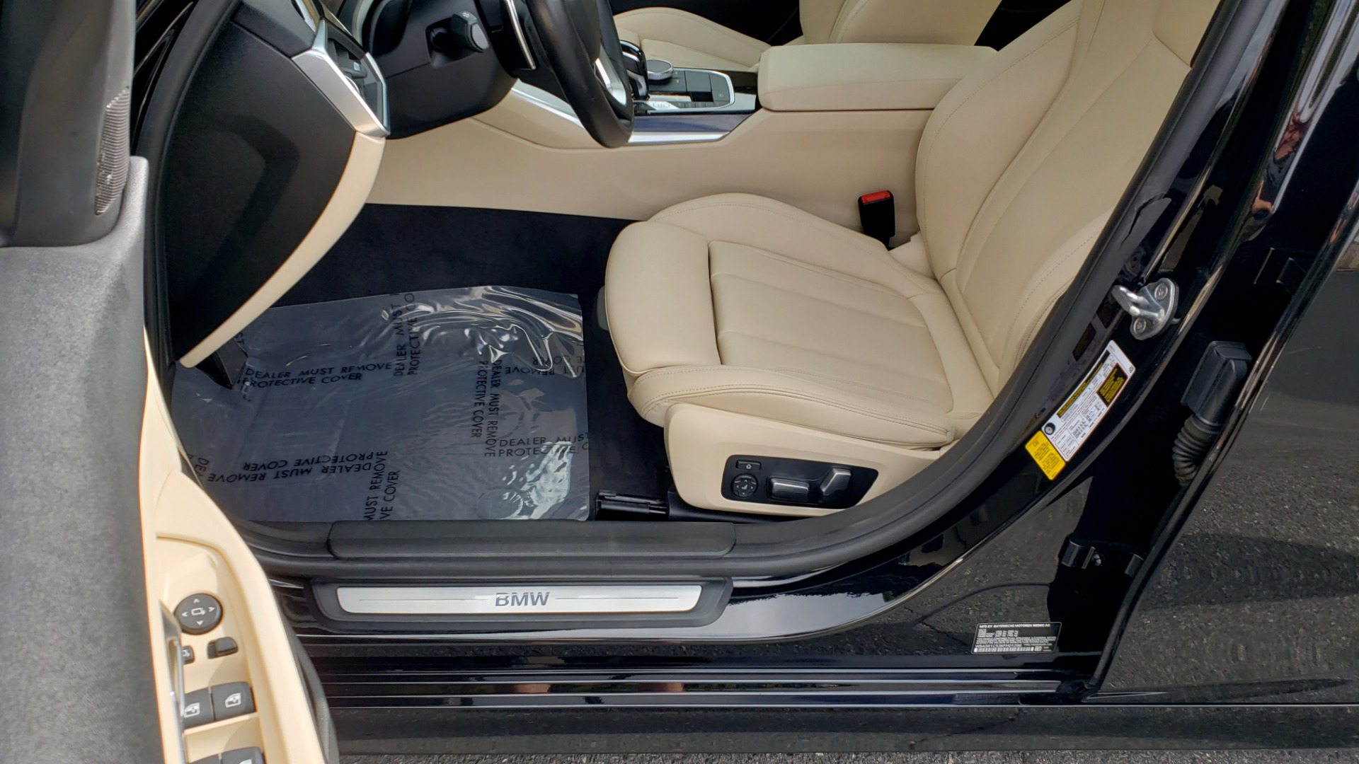 Used 2019 BMW 3 SERIES 330I PREM PKG / NAV / CONV PKG / H&K SND / LIVE COCKPIT PRO for sale Sold at Formula Imports in Charlotte NC 28227 34