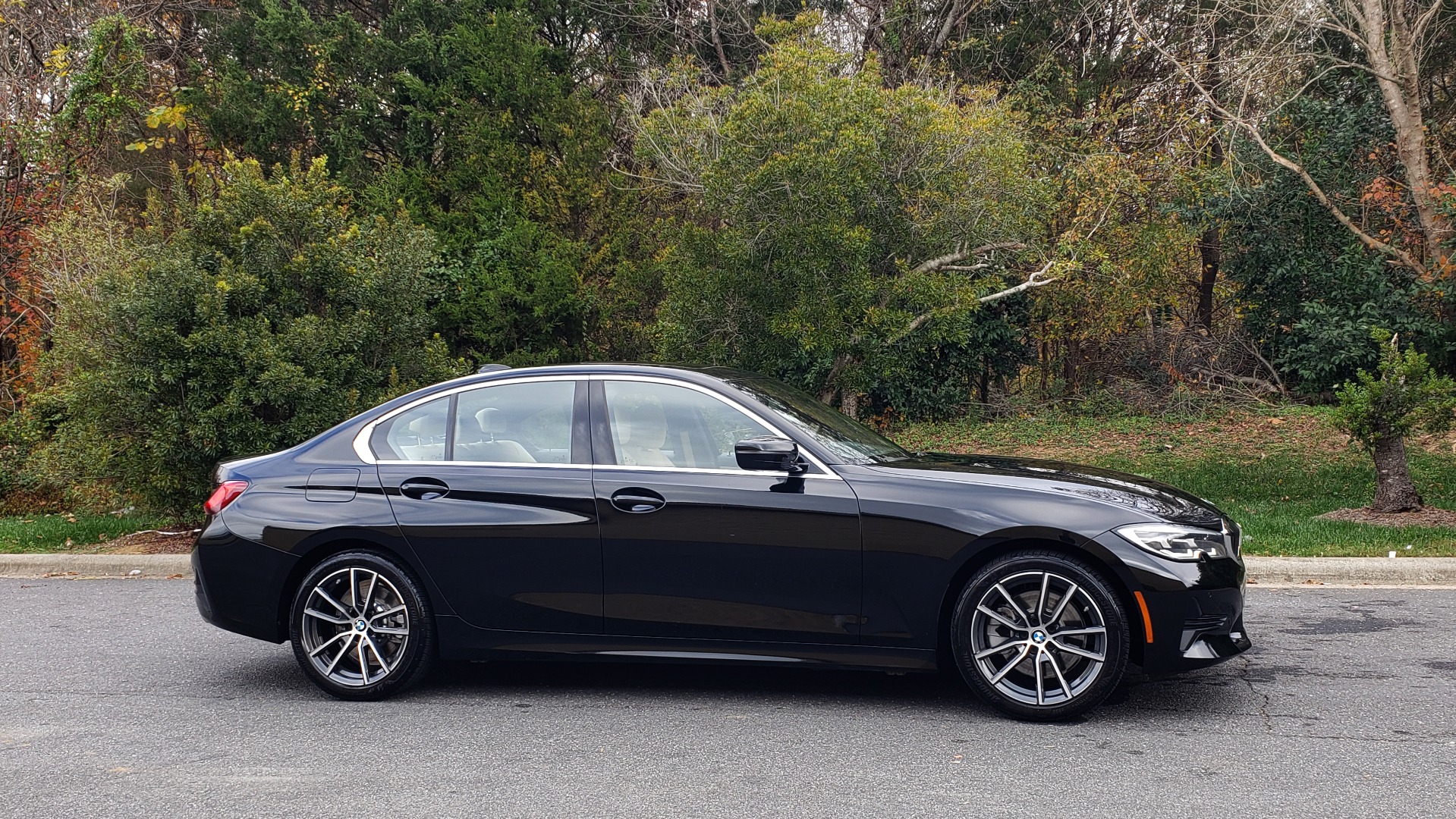 Used 2019 BMW 3 SERIES 330I PREM PKG / NAV / CONV PKG / H&K SND / LIVE COCKPIT PRO for sale Sold at Formula Imports in Charlotte NC 28227 6