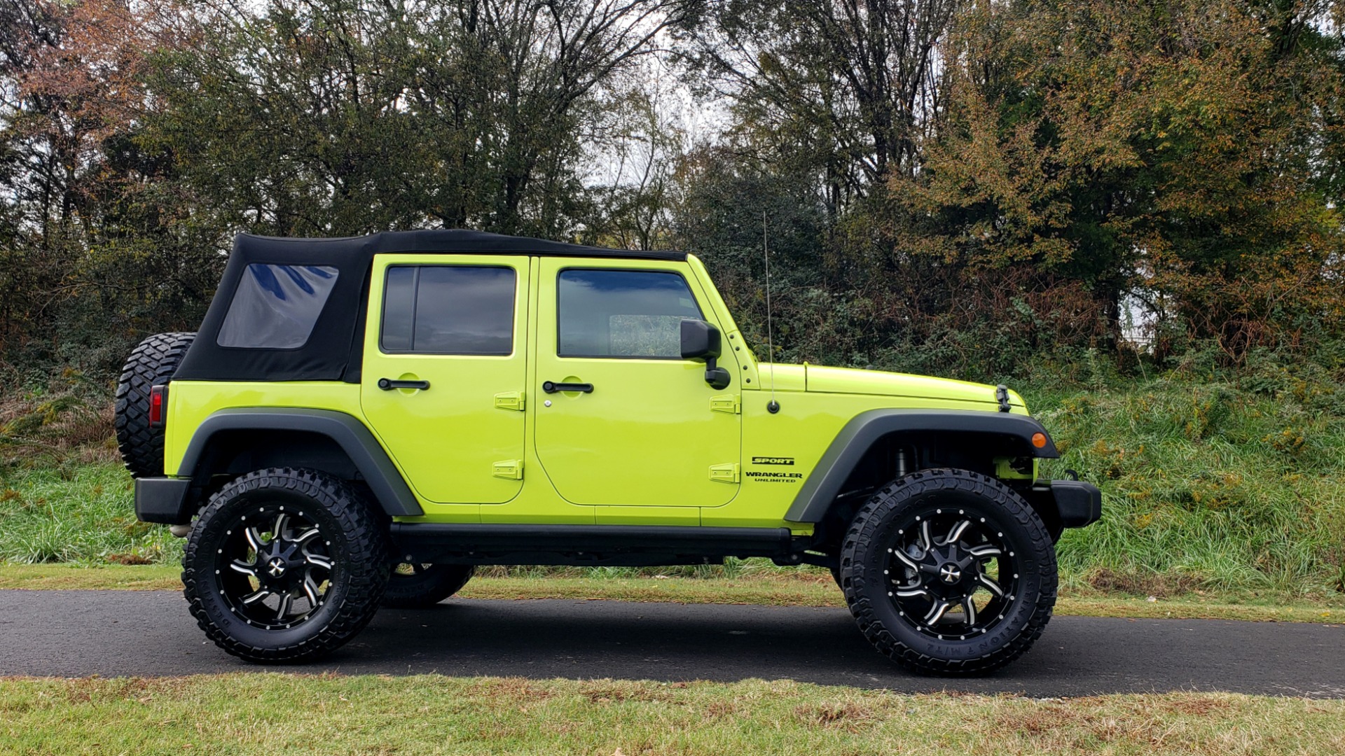 Used 2016 Jeep WRANGLER UNLIMITED SPORT 4X4 / POWER TOP / NAV / HTD STS / REARVIEW for sale Sold at Formula Imports in Charlotte NC 28227 4