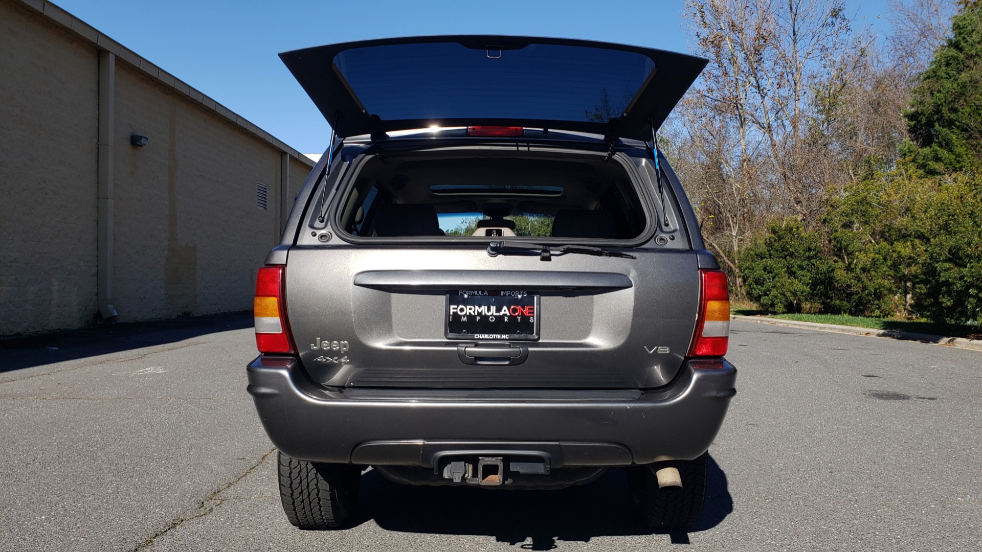 Used 2002 Jeep GRAND CHEROKEE LIMITED 4X4 / SUNROOF / 4.7L V8 / 5-SPD AUTO / CLD WTHR for sale Sold at Formula Imports in Charlotte NC 28227 37