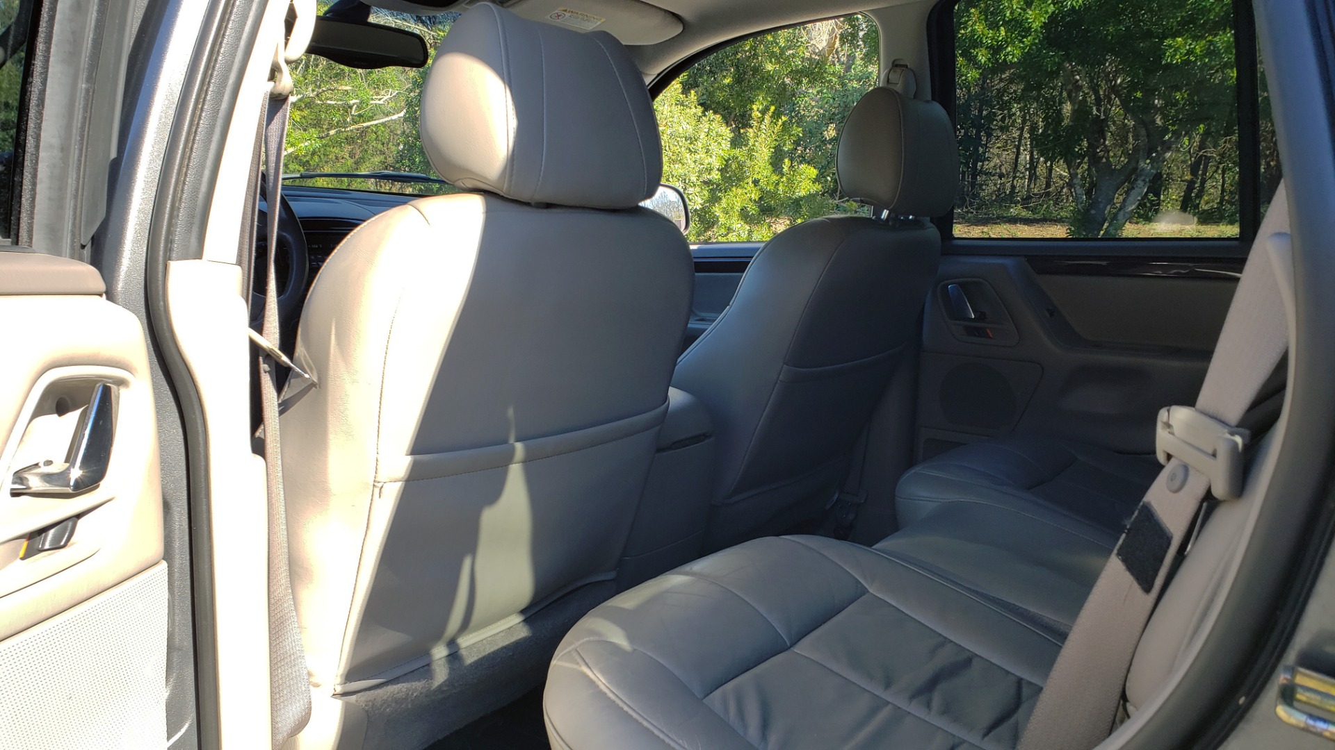 Used 2002 Jeep GRAND CHEROKEE LIMITED 4X4 / SUNROOF / 4.7L V8 / 5-SPD AUTO / CLD WTHR for sale Sold at Formula Imports in Charlotte NC 28227 57