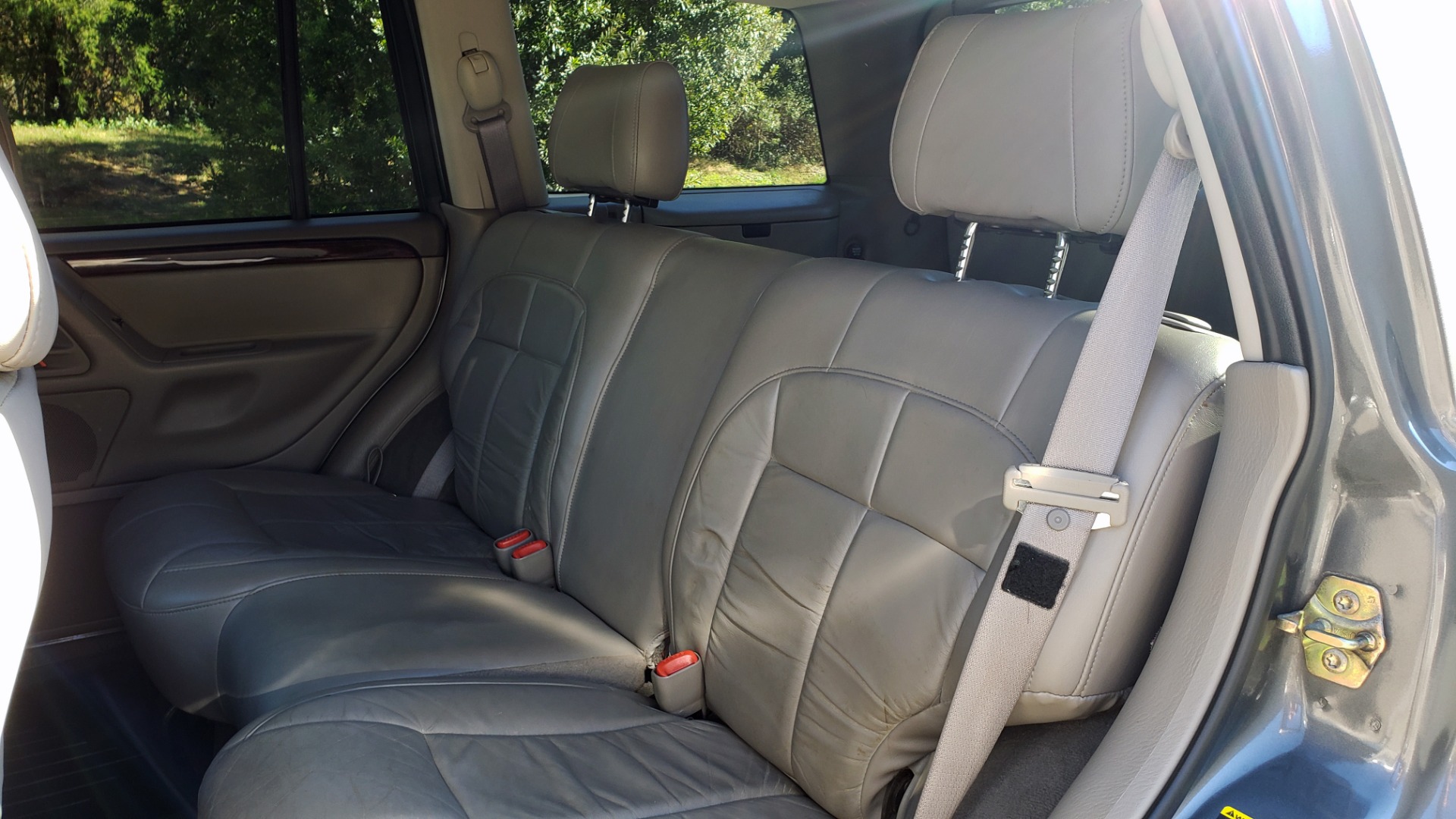 Used 2002 Jeep GRAND CHEROKEE LIMITED 4X4 / SUNROOF / 4.7L V8 / 5-SPD AUTO / CLD WTHR for sale Sold at Formula Imports in Charlotte NC 28227 58