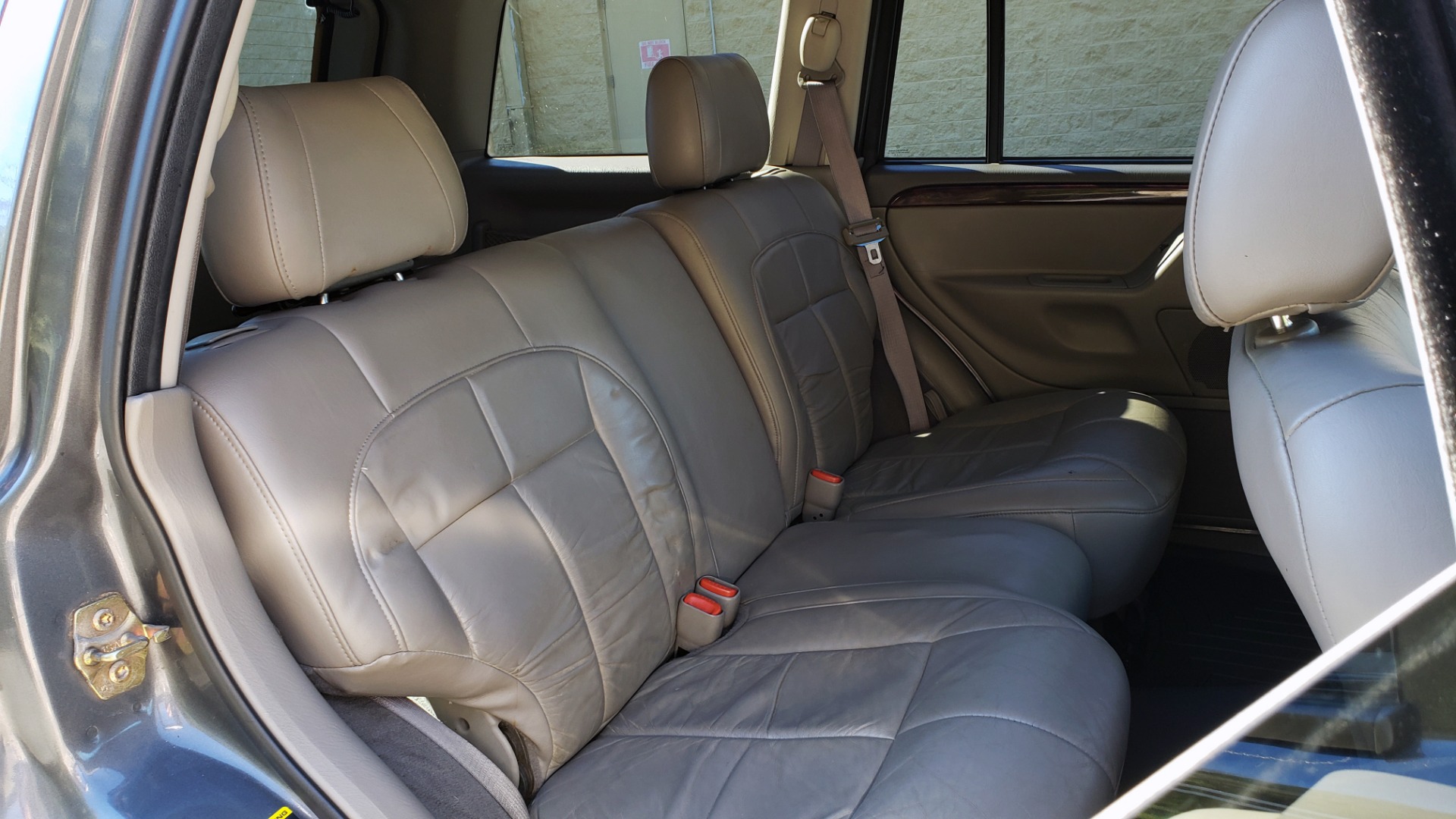 Used 2002 Jeep GRAND CHEROKEE LIMITED 4X4 / SUNROOF / 4.7L V8 / 5-SPD AUTO / CLD WTHR for sale Sold at Formula Imports in Charlotte NC 28227 67
