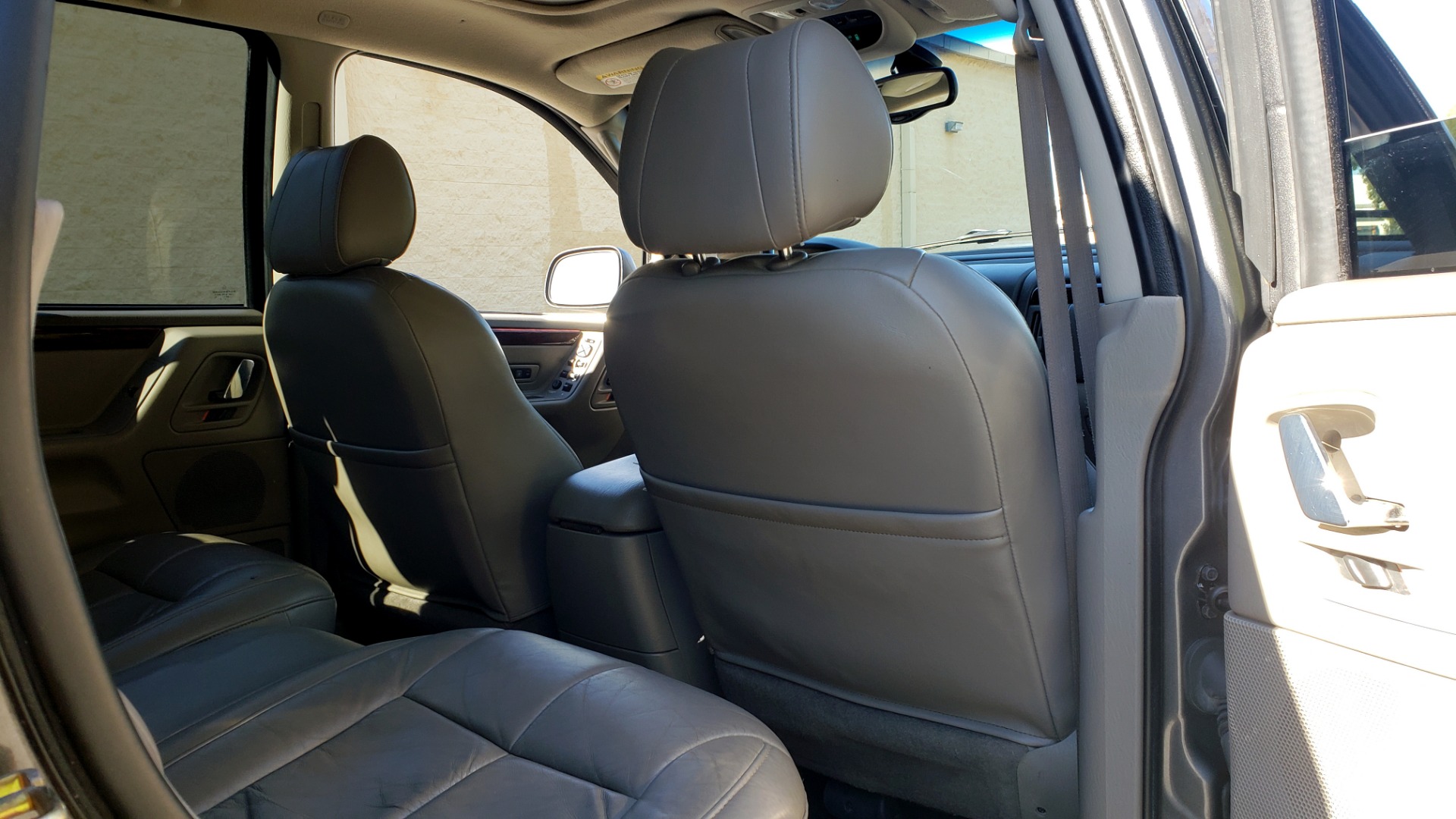Used 2002 Jeep GRAND CHEROKEE LIMITED 4X4 / SUNROOF / 4.7L V8 / 5-SPD AUTO / CLD WTHR for sale Sold at Formula Imports in Charlotte NC 28227 68