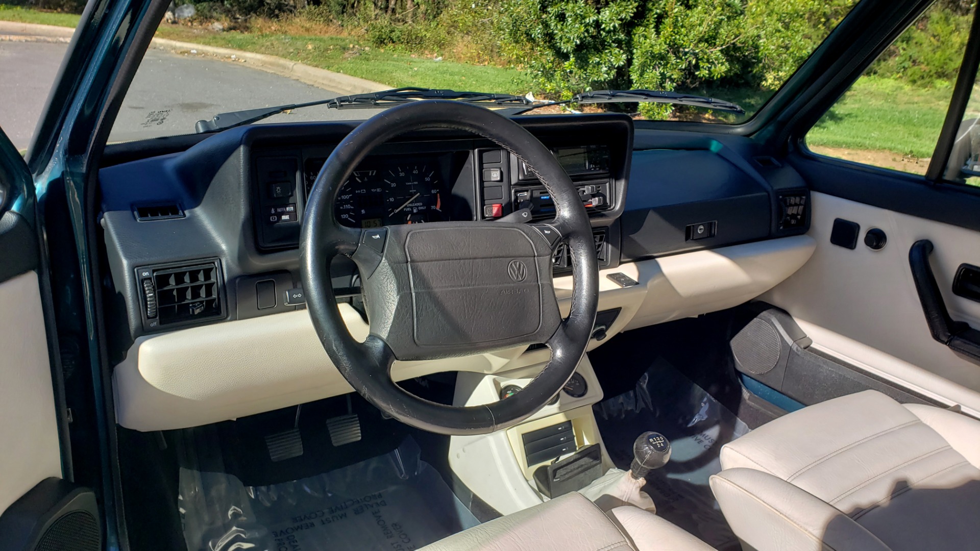 Used 1992 Volkswagen CABRIOLET 5-SPEED MAN / 4-CYL / AIR / 94K MILES / VERY CLEAN for sale Sold at Formula Imports in Charlotte NC 28227 13
