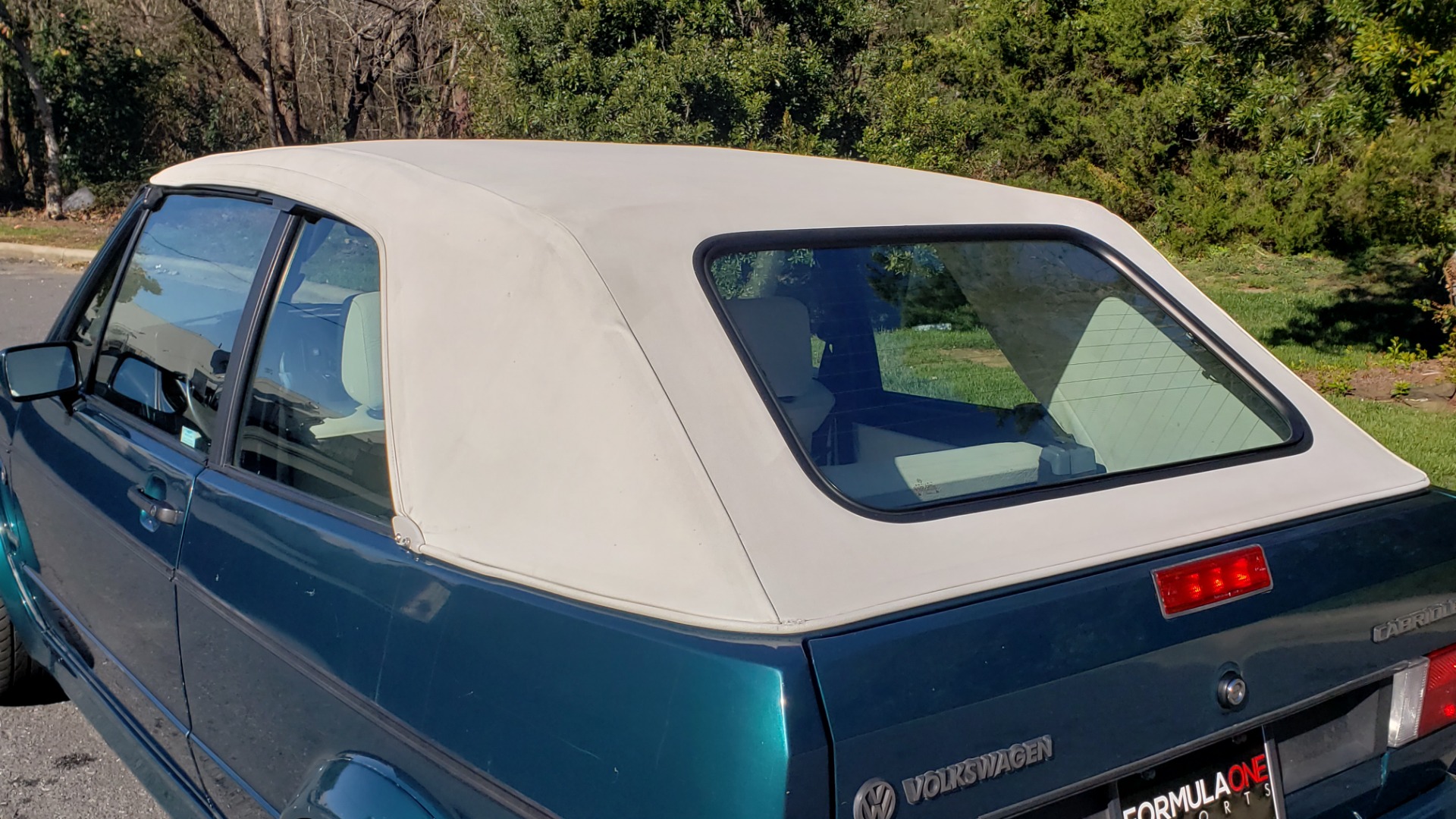 Used 1992 Volkswagen CABRIOLET 5-SPEED MAN / 4-CYL / AIR / 94K MILES / VERY CLEAN for sale Sold at Formula Imports in Charlotte NC 28227 7