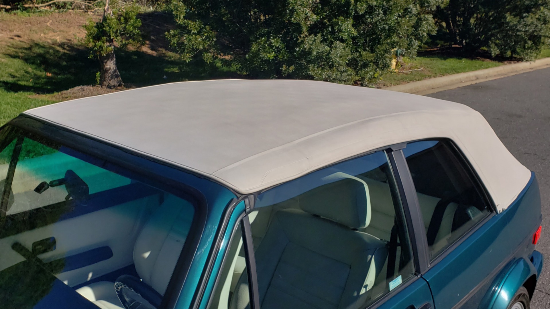 Used 1992 Volkswagen CABRIOLET 5-SPEED MAN / 4-CYL / AIR / 94K MILES / VERY CLEAN for sale Sold at Formula Imports in Charlotte NC 28227 8