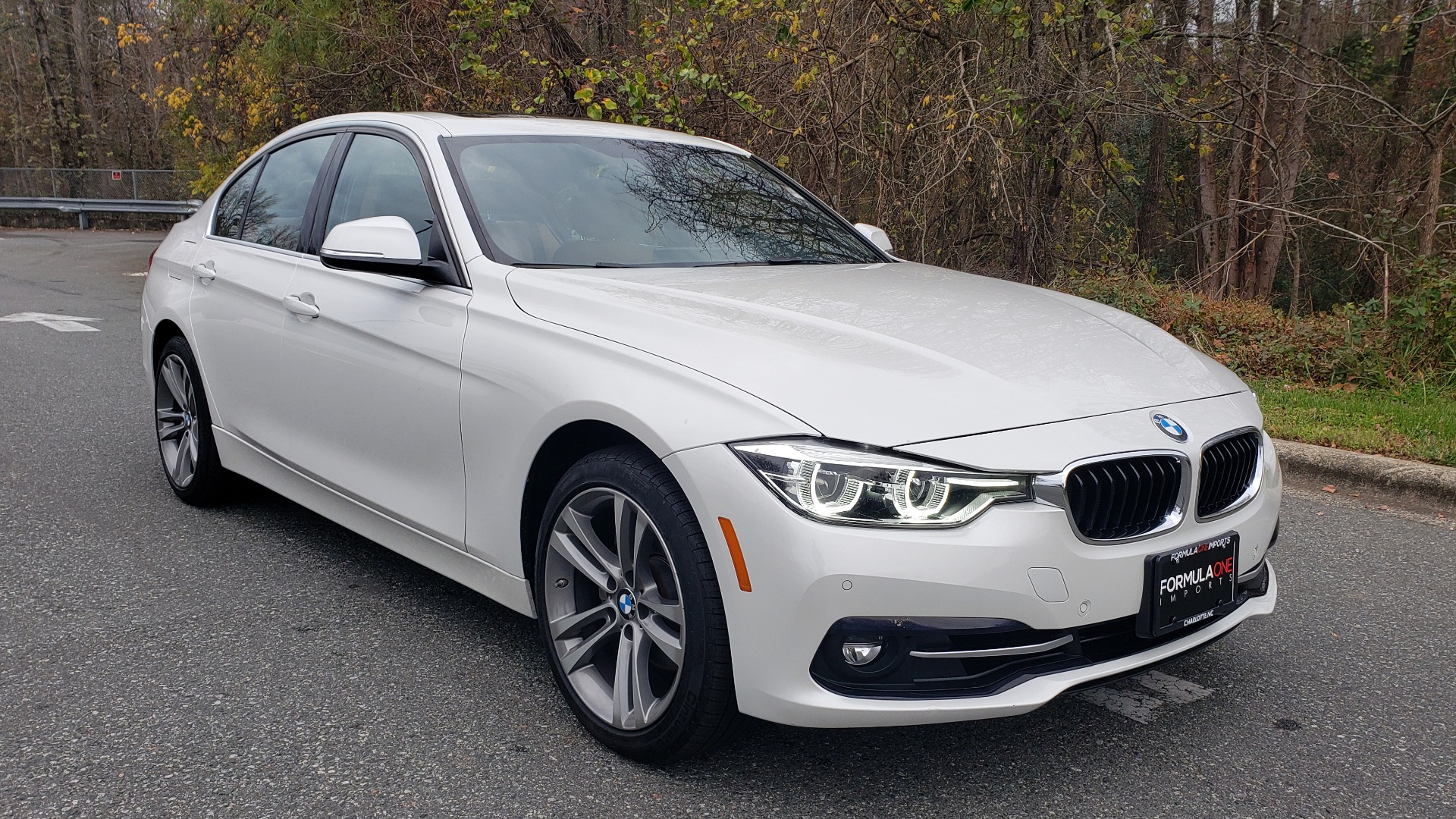 Used 2017 BMW 3 SERIES 330I XDRIVE PREMIUM / NAV / DRVR ASST / CLD WTHR / REARVIEW for sale Sold at Formula Imports in Charlotte NC 28227 4