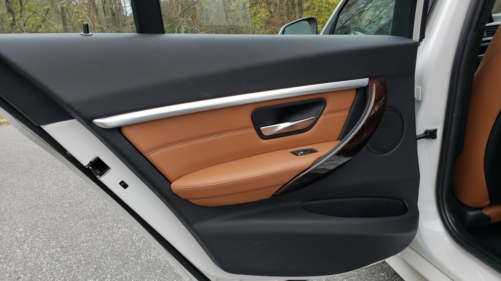 Used 2017 BMW 3 SERIES 330I XDRIVE PREMIUM / NAV / DRVR ASST / CLD WTHR / REARVIEW for sale Sold at Formula Imports in Charlotte NC 28227 56