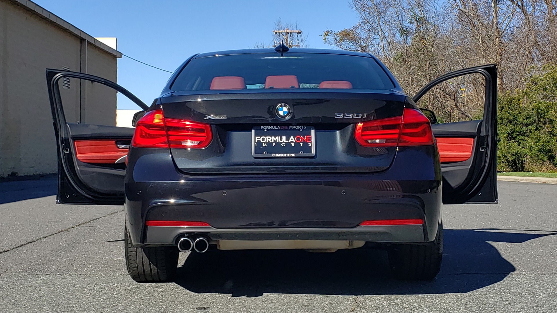 Used 2017 BMW 3 SERIES 330IXDRIVE M-SPORT / PREMIUM / DRVR ASST / CLD WTHR / NAV / APPLE CARPLAY for sale Sold at Formula Imports in Charlotte NC 28227 25