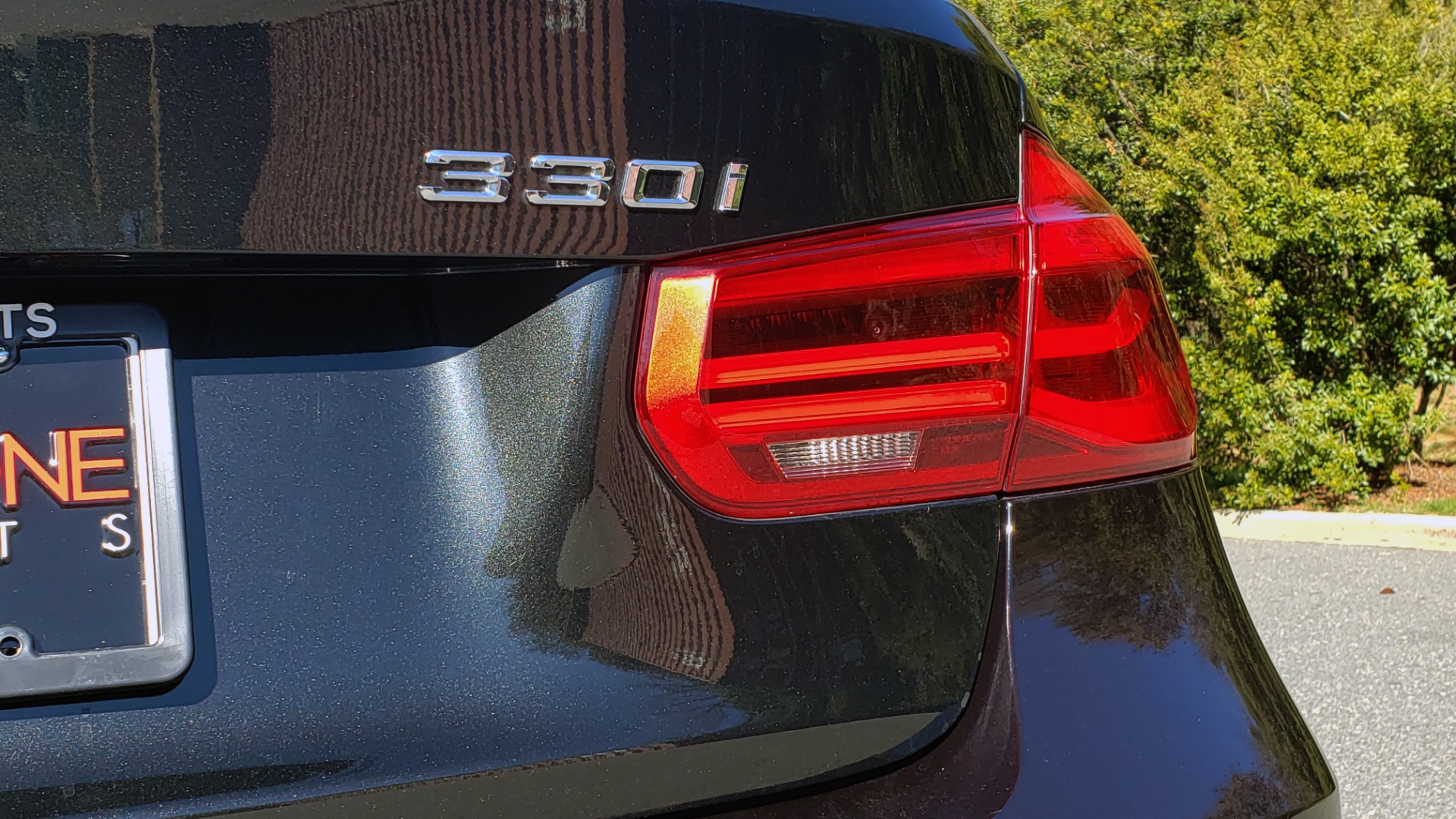 Used 2017 BMW 3 SERIES 330IXDRIVE M-SPORT / PREMIUM / DRVR ASST / CLD WTHR / NAV / APPLE CARPLAY for sale Sold at Formula Imports in Charlotte NC 28227 27