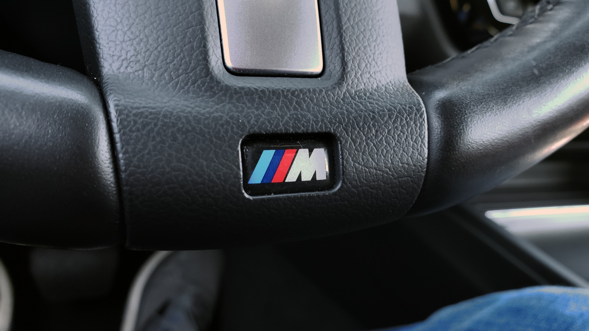 Used 2017 BMW 3 SERIES 330IXDRIVE M-SPORT / PREMIUM / DRVR ASST / CLD WTHR / NAV / APPLE CARPLAY for sale Sold at Formula Imports in Charlotte NC 28227 38