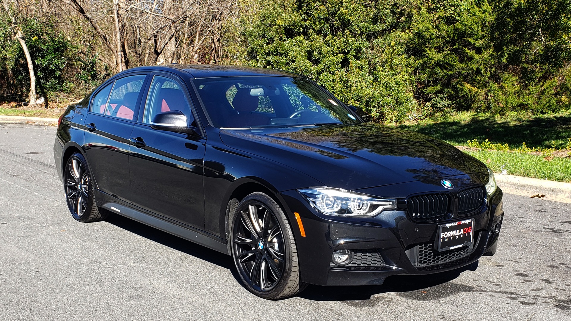 Used 2017 BMW 3 SERIES 330IXDRIVE M-SPORT / PREMIUM / DRVR ASST / CLD WTHR / NAV / APPLE CARPLAY for sale Sold at Formula Imports in Charlotte NC 28227 5