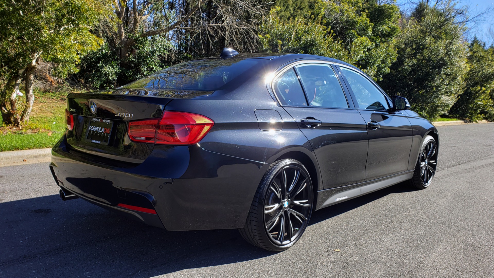 Used 2017 BMW 3 SERIES 330IXDRIVE M-SPORT / PREMIUM / DRVR ASST / CLD WTHR / NAV / APPLE CARPLAY for sale Sold at Formula Imports in Charlotte NC 28227 7