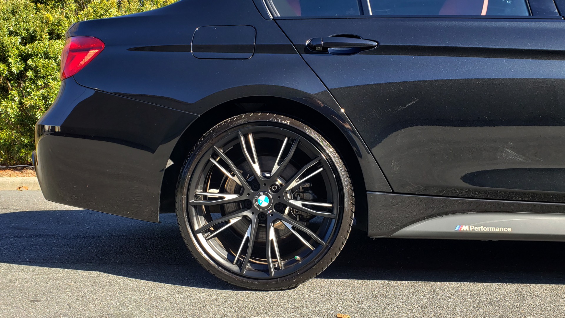 Used 2017 BMW 3 SERIES 330IXDRIVE M-SPORT / PREMIUM / DRVR ASST / CLD WTHR / NAV / APPLE CARPLAY for sale Sold at Formula Imports in Charlotte NC 28227 75