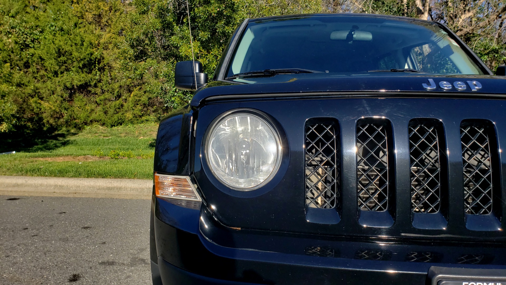 Used 2014 Jeep PATRIOT SPORT / 4WD 4-DR / POWER VALUE GRP / 4-CYL / 6-SPD AUTO for sale Sold at Formula Imports in Charlotte NC 28227 19