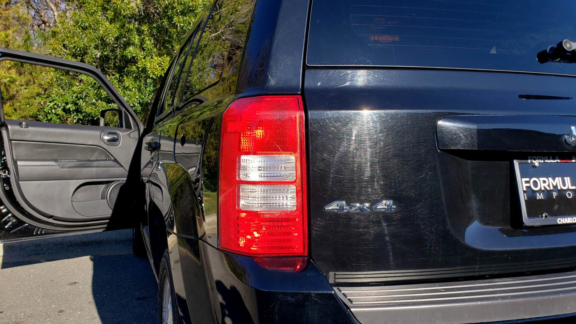 Used 2014 Jeep PATRIOT SPORT / 4WD 4-DR / POWER VALUE GRP / 4-CYL / 6-SPD AUTO for sale Sold at Formula Imports in Charlotte NC 28227 25