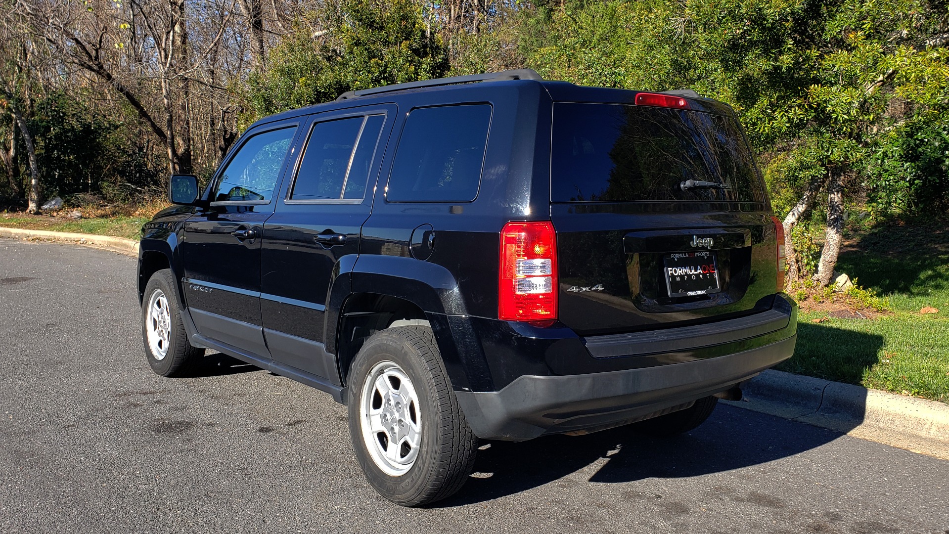 Used 2014 Jeep PATRIOT SPORT / 4WD 4-DR / POWER VALUE GRP / 4-CYL / 6-SPD AUTO for sale Sold at Formula Imports in Charlotte NC 28227 4