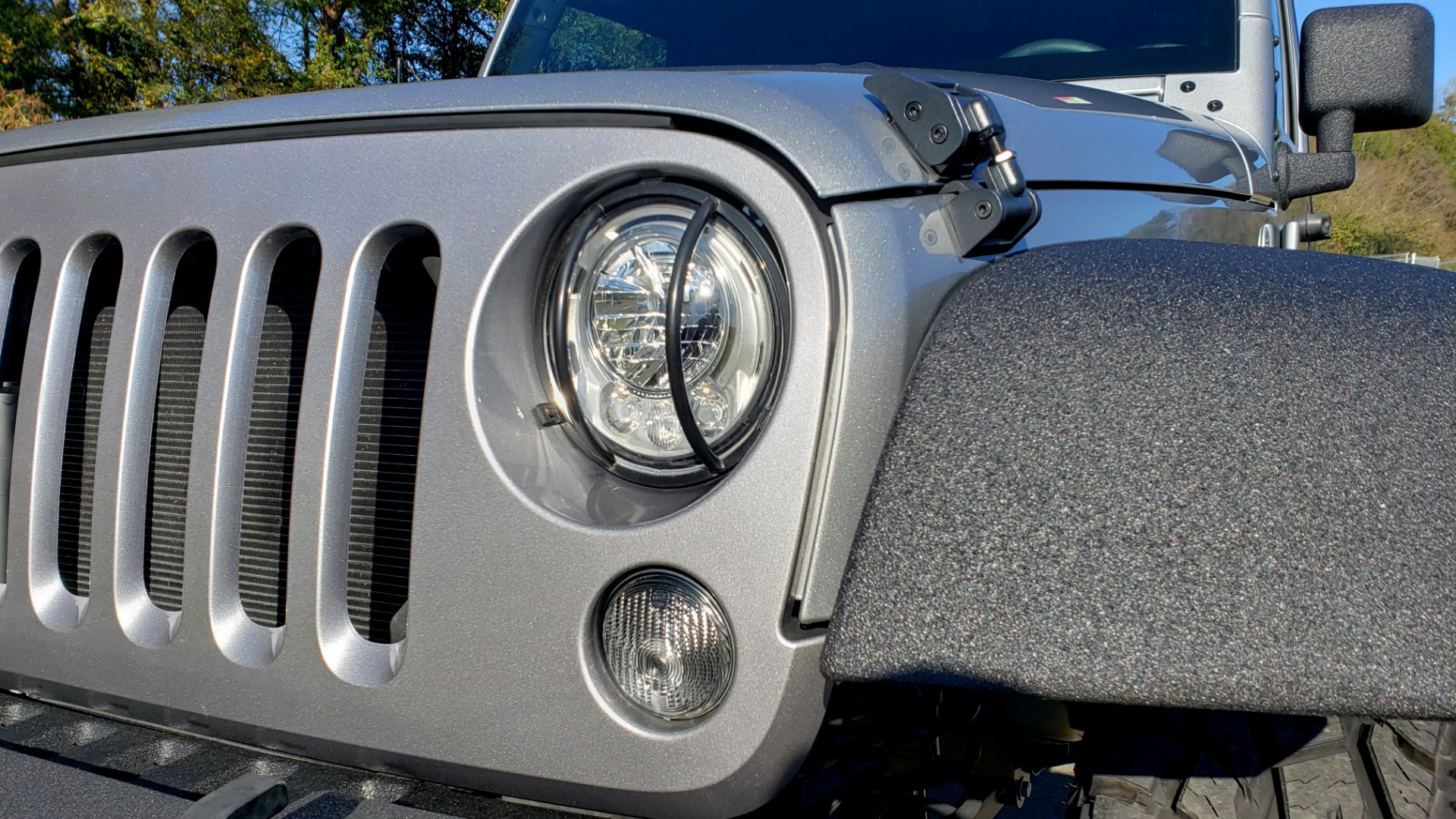Used 2017 Jeep WRANGLER SPORT 4X4 / 3.6L V6 / MANUAL / AIR / LED LIGHTING / TOW GRP / AL for sale Sold at Formula Imports in Charlotte NC 28227 14