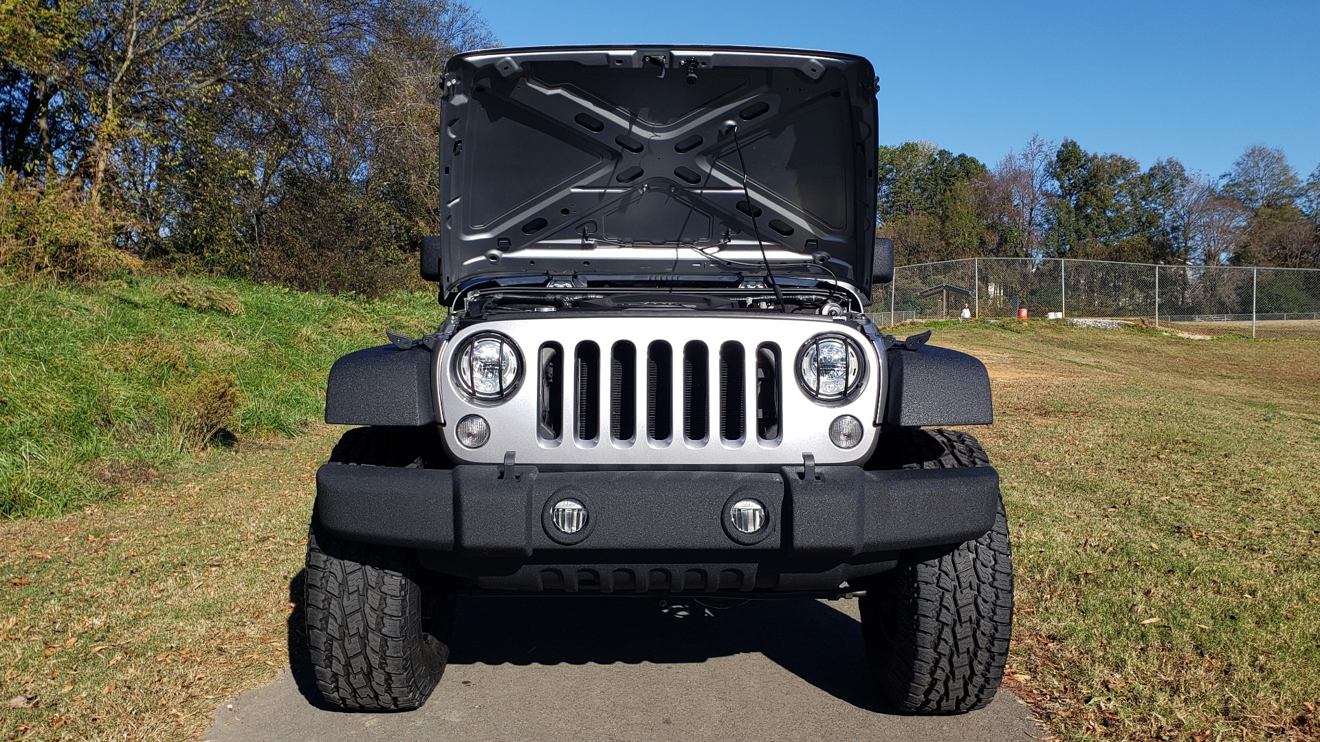 Used 2017 Jeep WRANGLER SPORT 4X4 / 3.6L V6 / MANUAL / AIR / LED LIGHTING / TOW GRP / AL for sale Sold at Formula Imports in Charlotte NC 28227 18