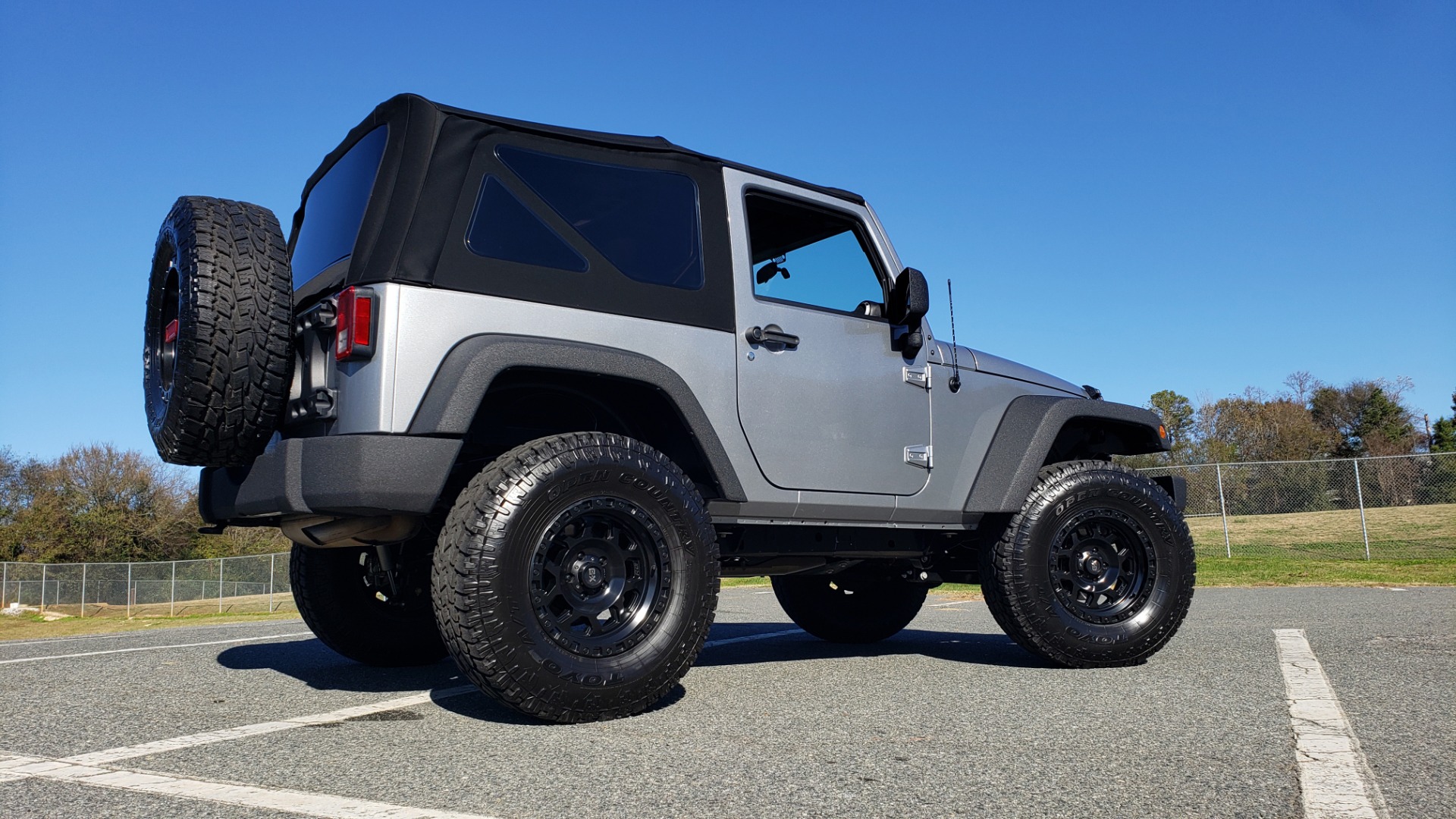 Used 2017 Jeep WRANGLER SPORT 4X4 / 3.6L V6 / MANUAL / AIR / LED LIGHTING / TOW GRP / AL for sale Sold at Formula Imports in Charlotte NC 28227 3