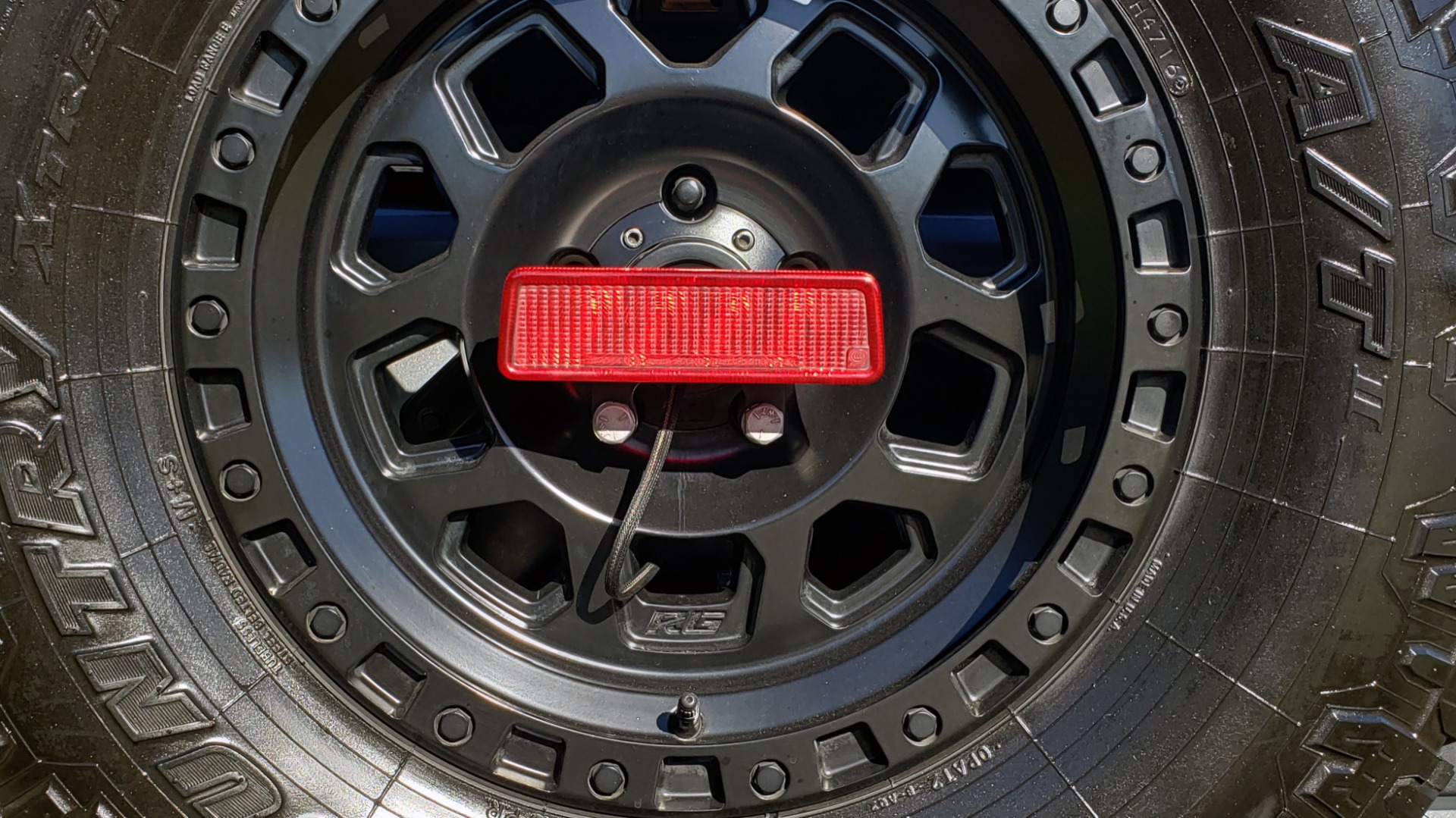 Used 2017 Jeep WRANGLER SPORT 4X4 / 3.6L V6 / MANUAL / AIR / LED LIGHTING / TOW GRP / AL for sale Sold at Formula Imports in Charlotte NC 28227 30