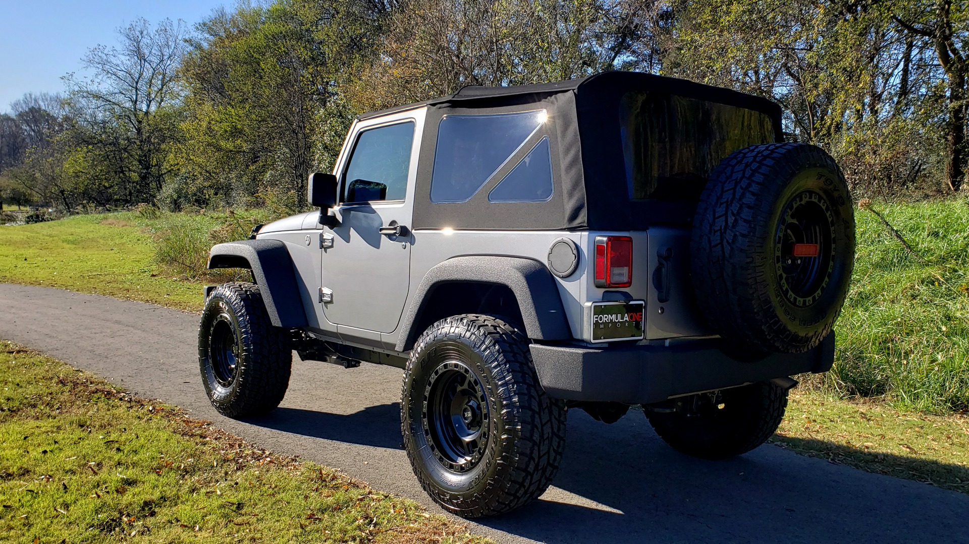 Used 2017 Jeep WRANGLER SPORT 4X4 / 3.6L V6 / MANUAL / AIR / LED LIGHTING / TOW GRP / AL for sale Sold at Formula Imports in Charlotte NC 28227 6