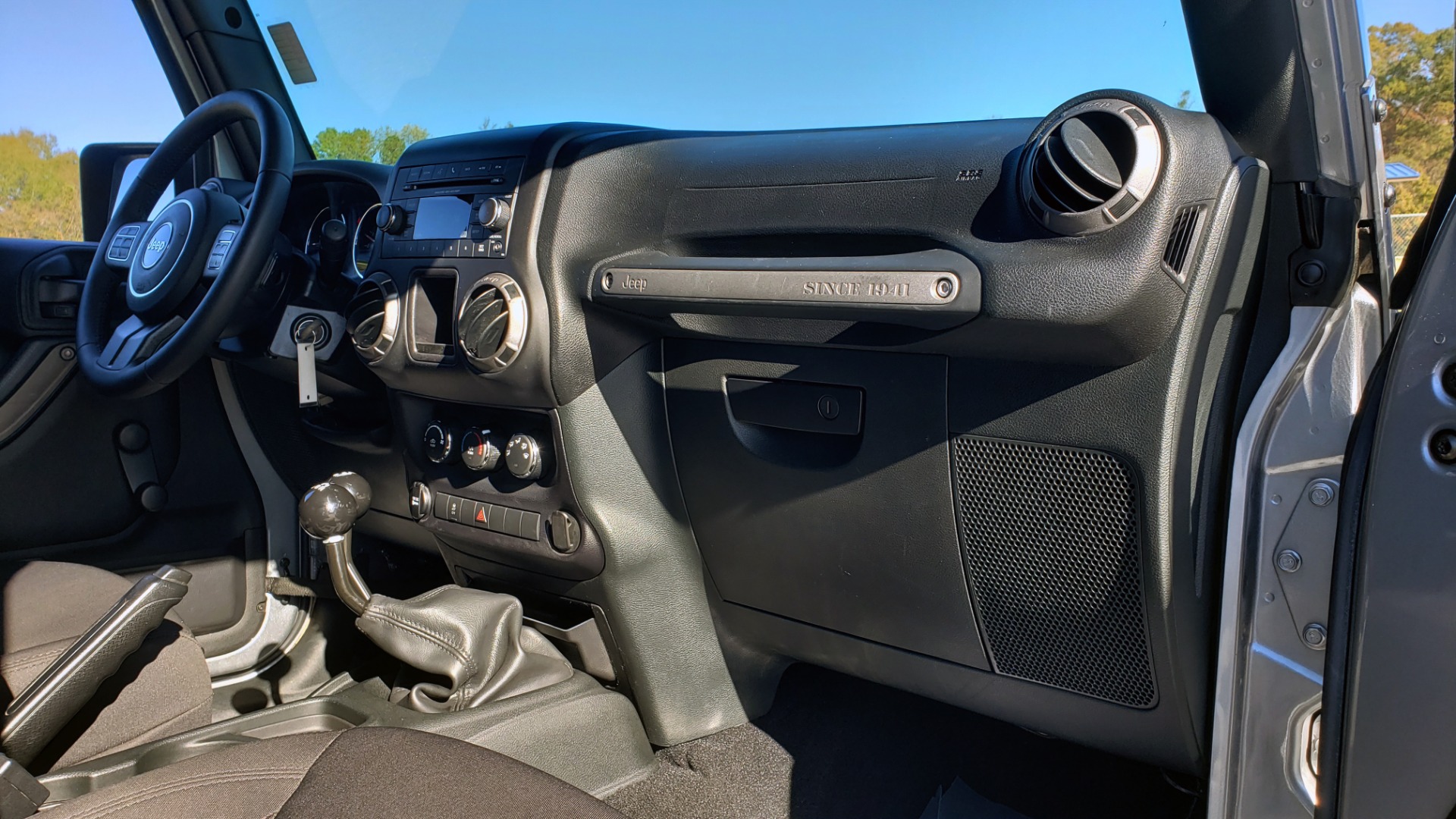 Used 2017 Jeep WRANGLER SPORT 4X4 / 3.6L V6 / MANUAL / AIR / LED LIGHTING / TOW GRP / AL for sale Sold at Formula Imports in Charlotte NC 28227 61