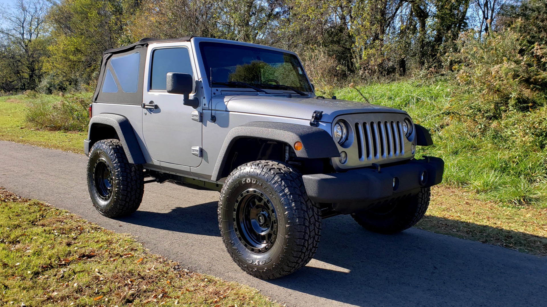 Used 2017 Jeep WRANGLER SPORT 4X4 / 3.6L V6 / MANUAL / AIR / LED LIGHTING / TOW GRP / AL for sale Sold at Formula Imports in Charlotte NC 28227 7