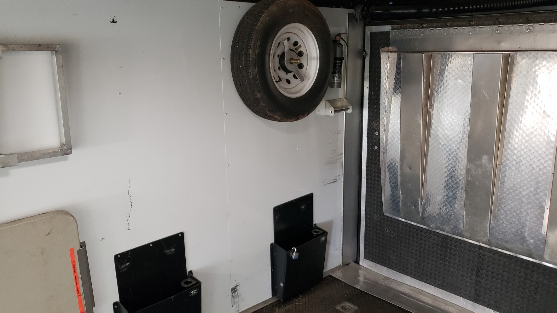 Used 2012 Hurricane 8.5x32 ENCLOSED TRAILER RAMP / AIR CONDITIONING / LOTS OF STORAGE for sale Sold at Formula Imports in Charlotte NC 28227 19