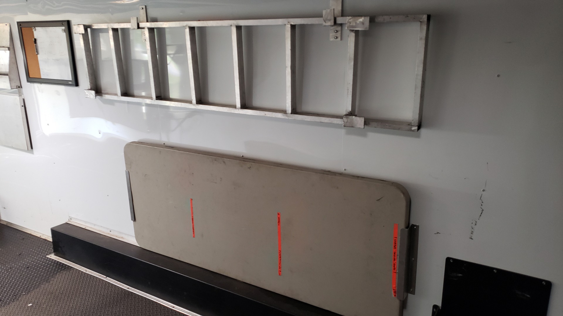 Used 2012 Hurricane 8.5x32 ENCLOSED TRAILER RAMP / AIR CONDITIONING / LOTS OF STORAGE for sale Sold at Formula Imports in Charlotte NC 28227 23